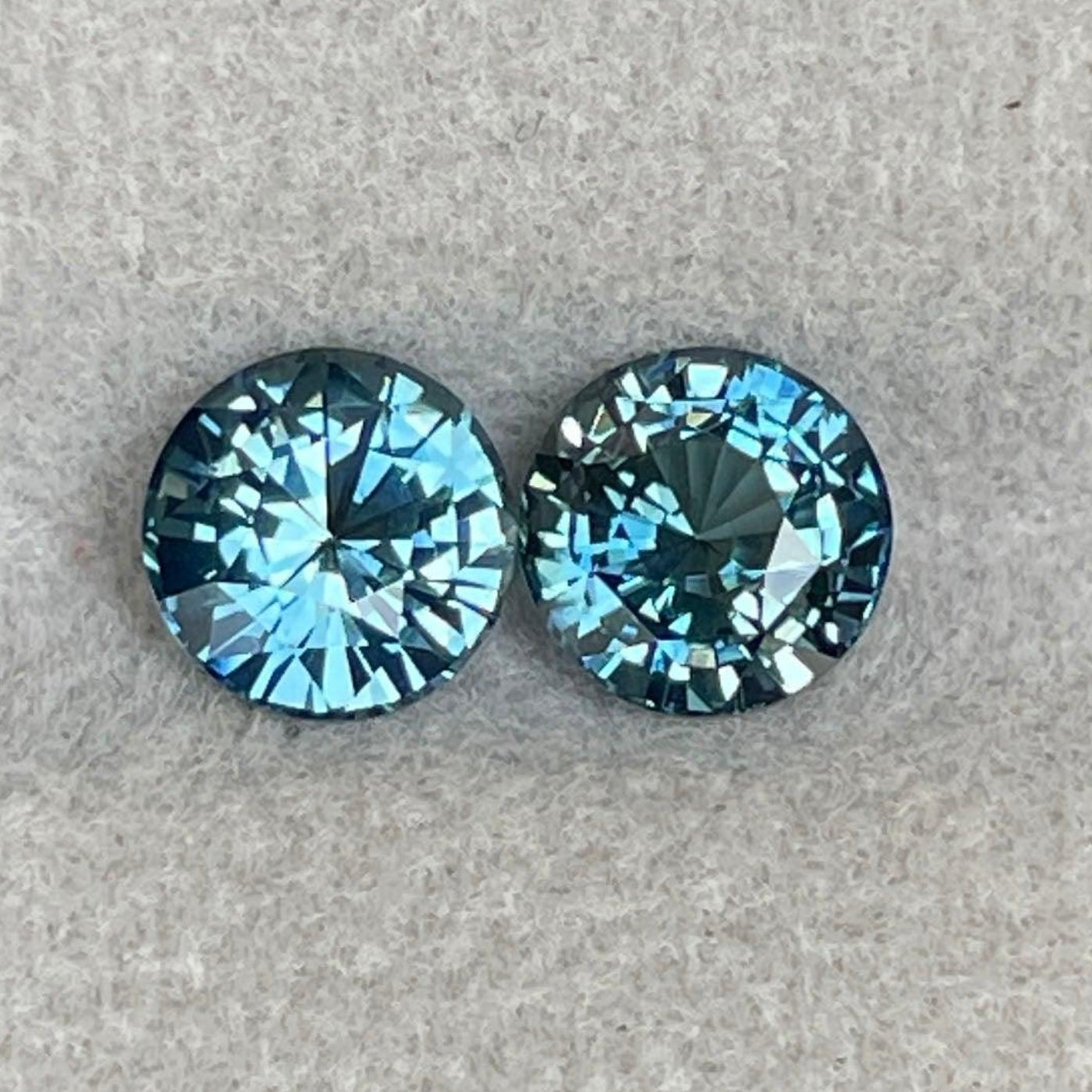 Paire de saphirs bleu-vert sarcelle taille ronde, 2,26 ct, idéale pour un anniversaire, la fête des Mères ou des bagues de fiançailles personnalisées.