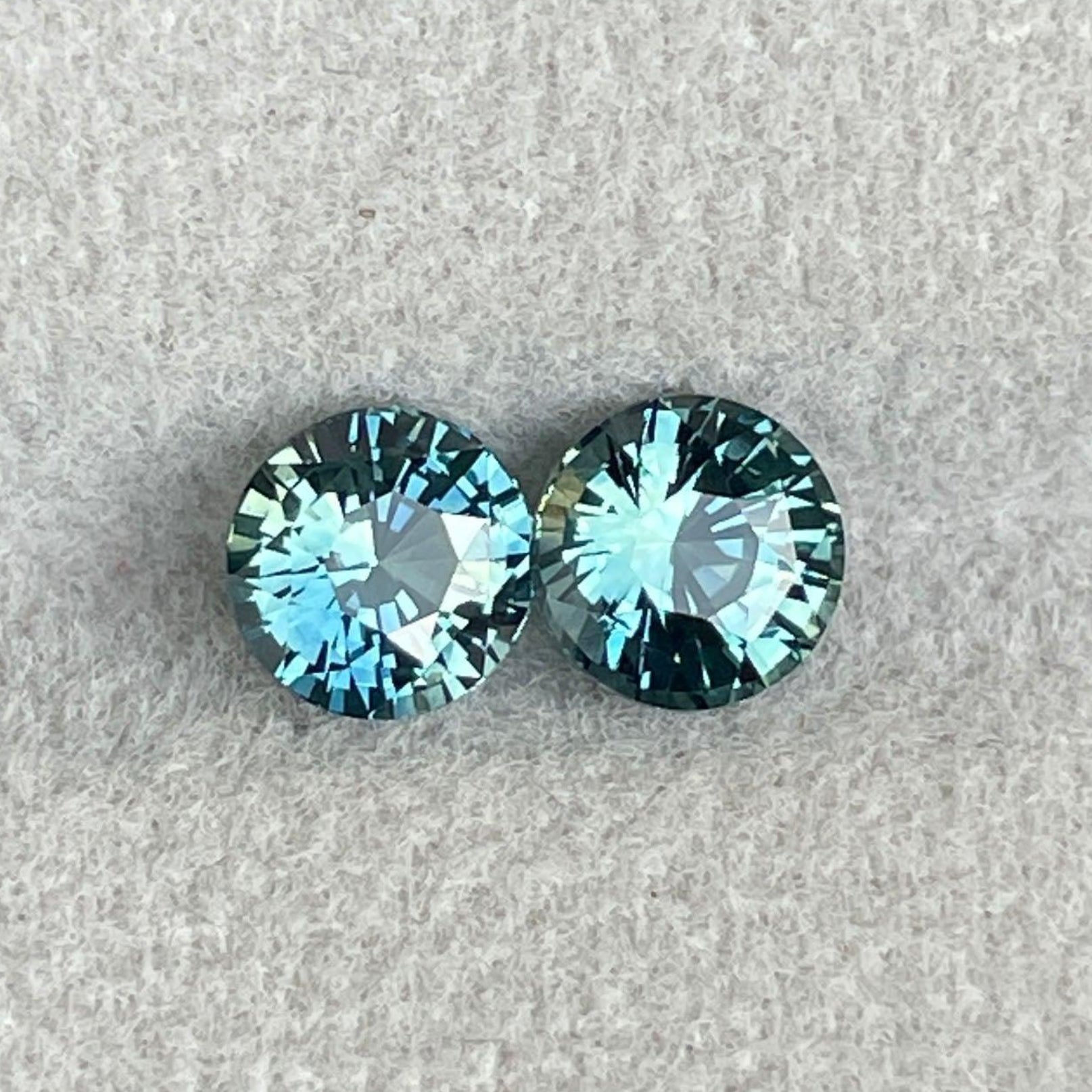 paire de pierres précieuses saphir teal bleu-vert rondes pour anniversaire ou fiançailles, 2,27 ct. Bijoux NASHGEMS pour femmes