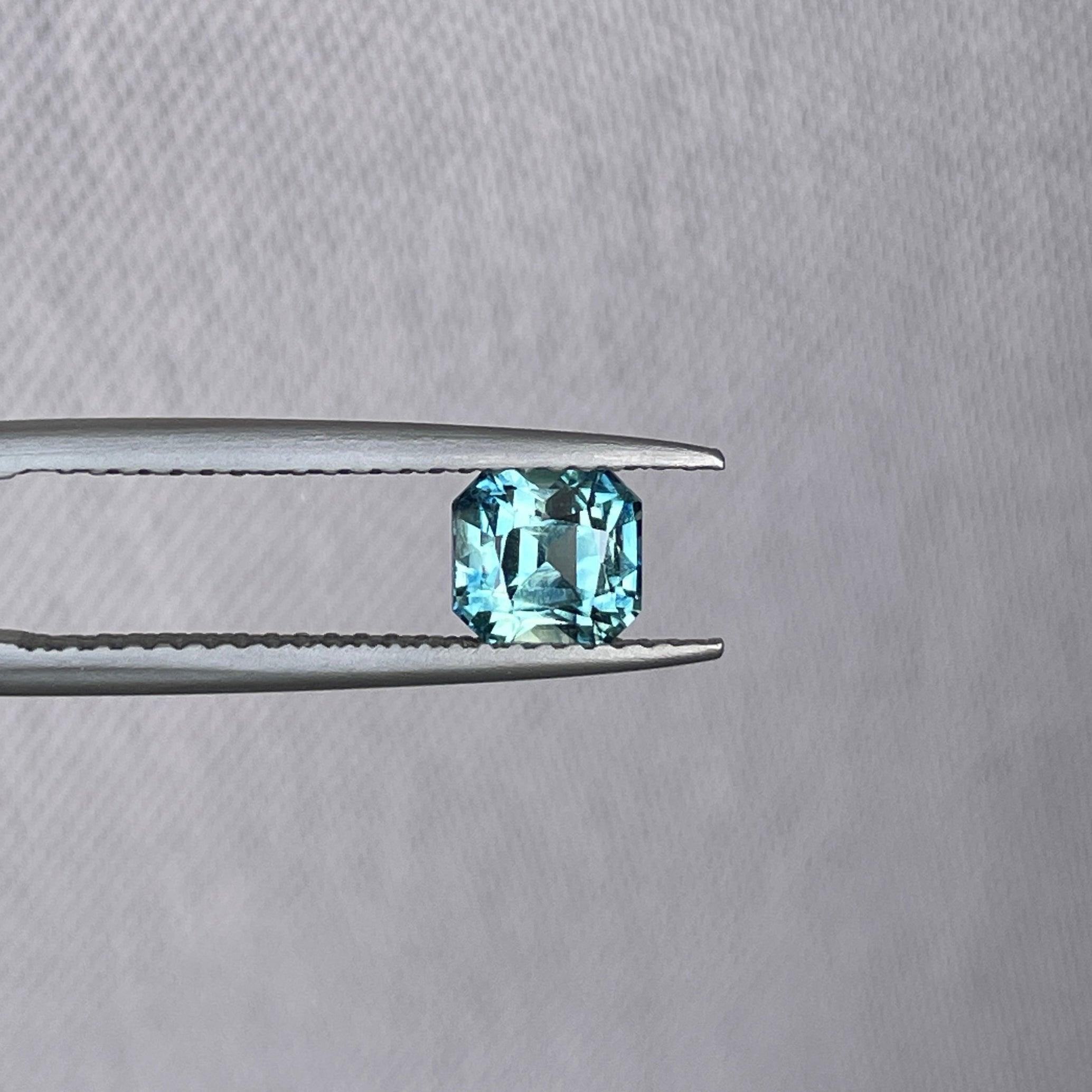 Green sapphire