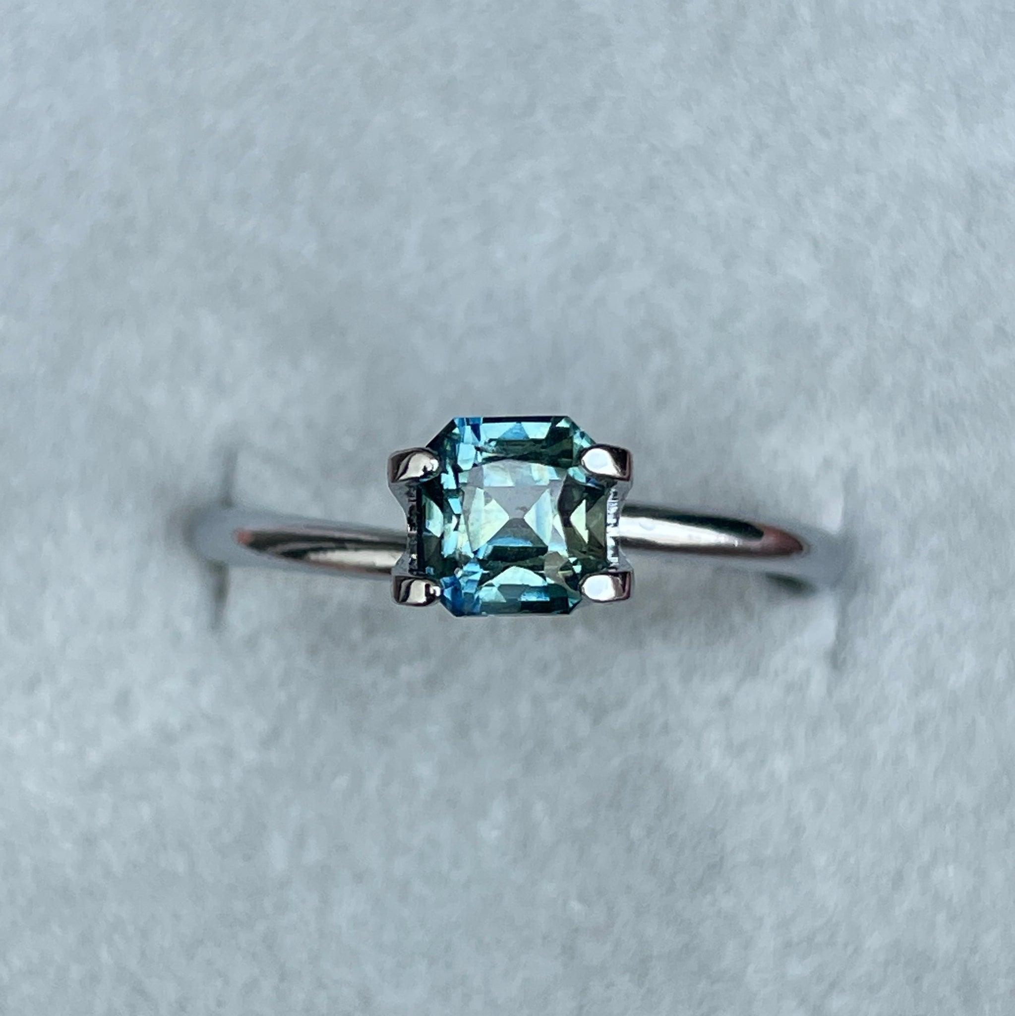 Green sapphire