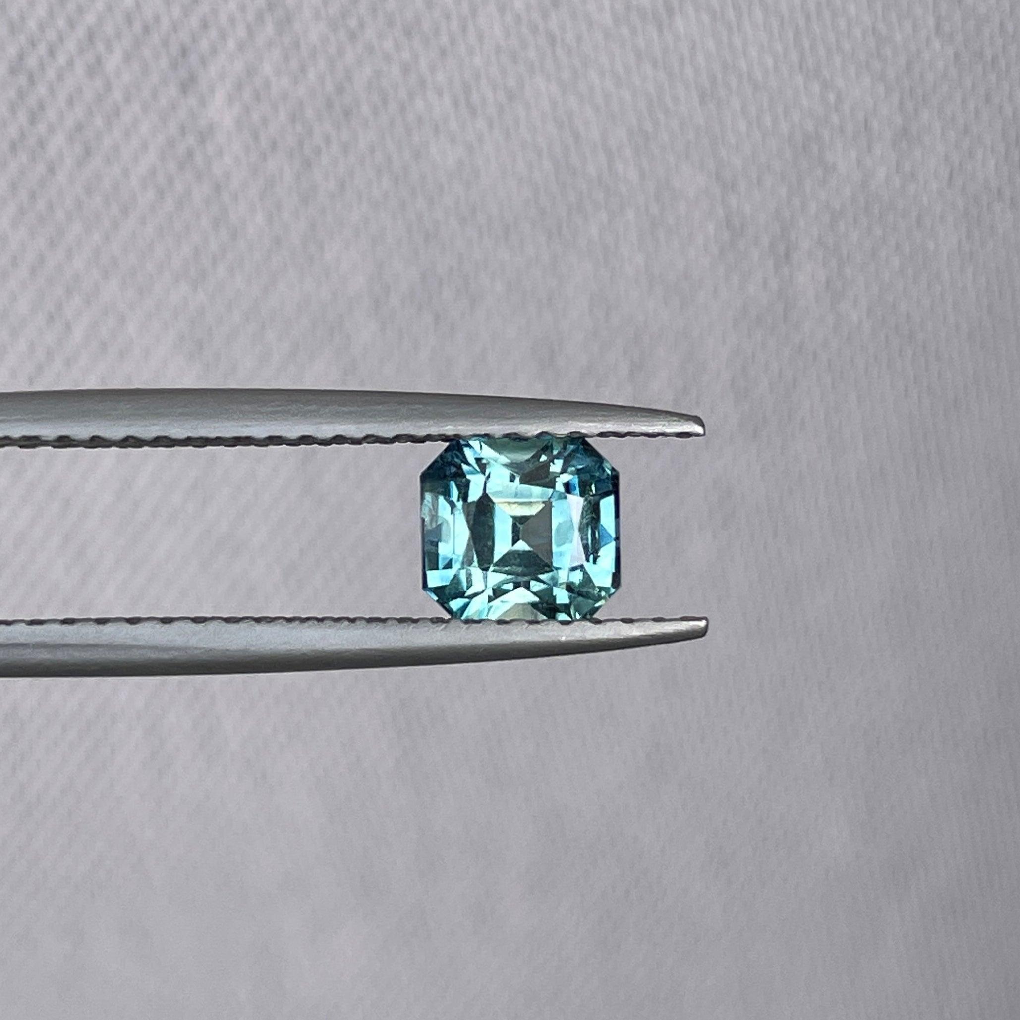 Green sapphire