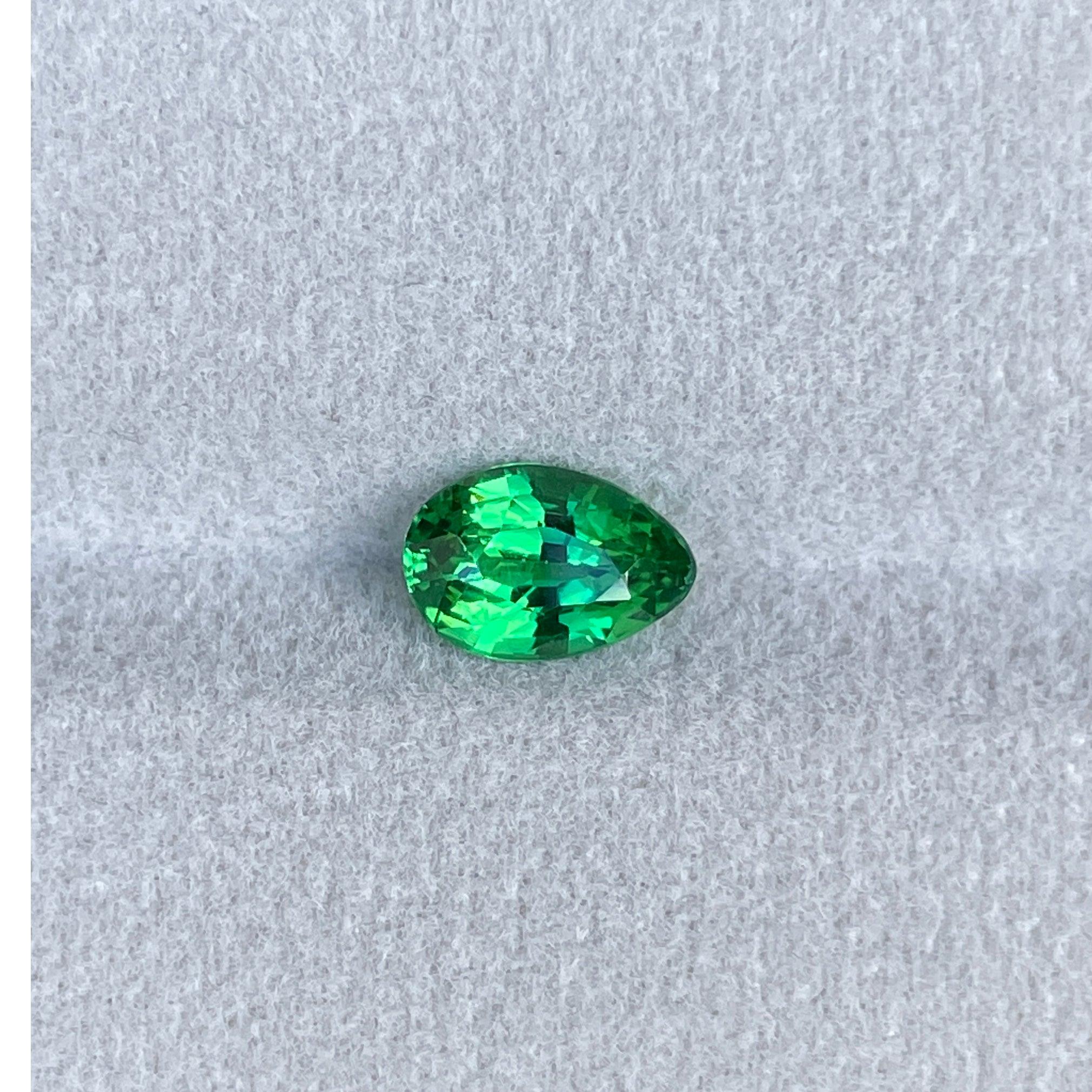 Tsavorite / 1.52 Carats / Excellent Pear Cut / Fantastic Luster / V.V.S Clarity / Unheated stone/ GREEN Zircon