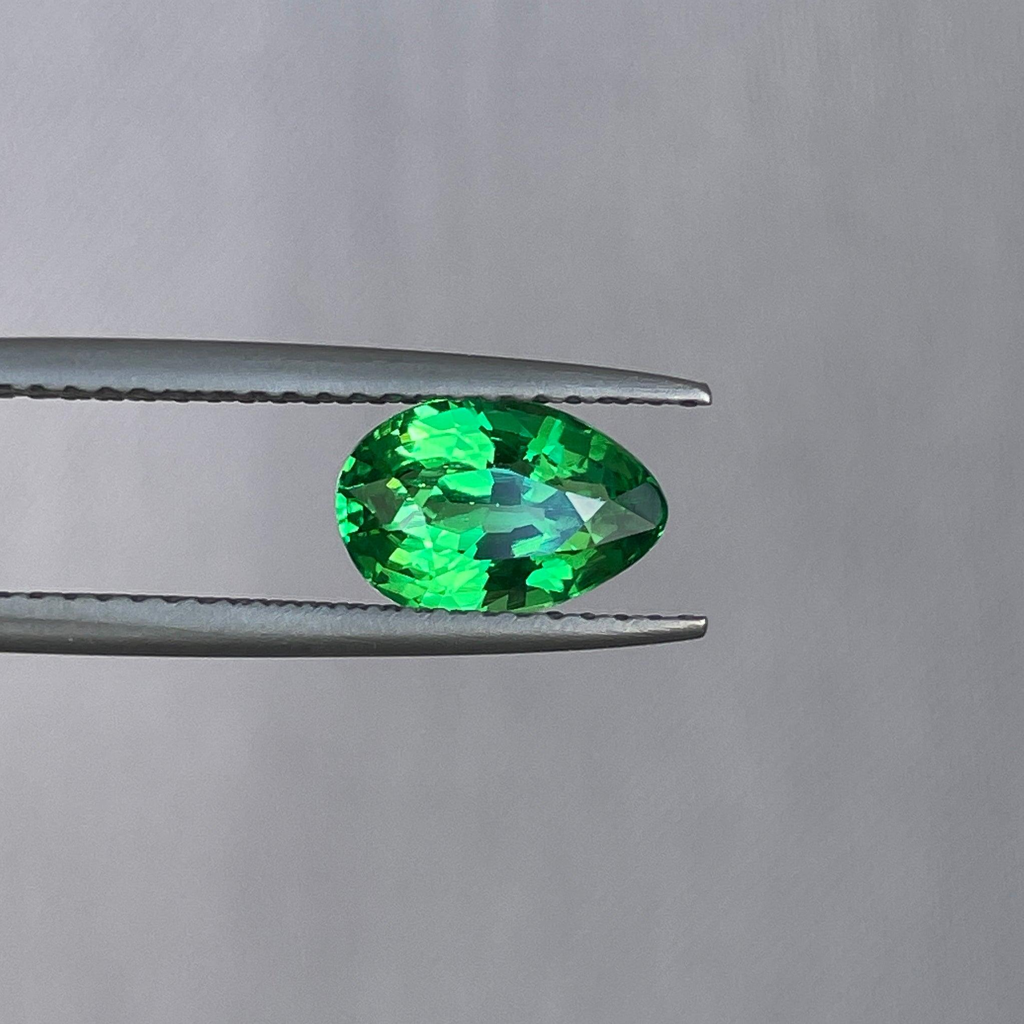 Tsavorite / 1.52 Carats / Excellent Pear Cut / Fantastic Luster / V.V.S Clarity / Unheated stone/ GREEN Zircon