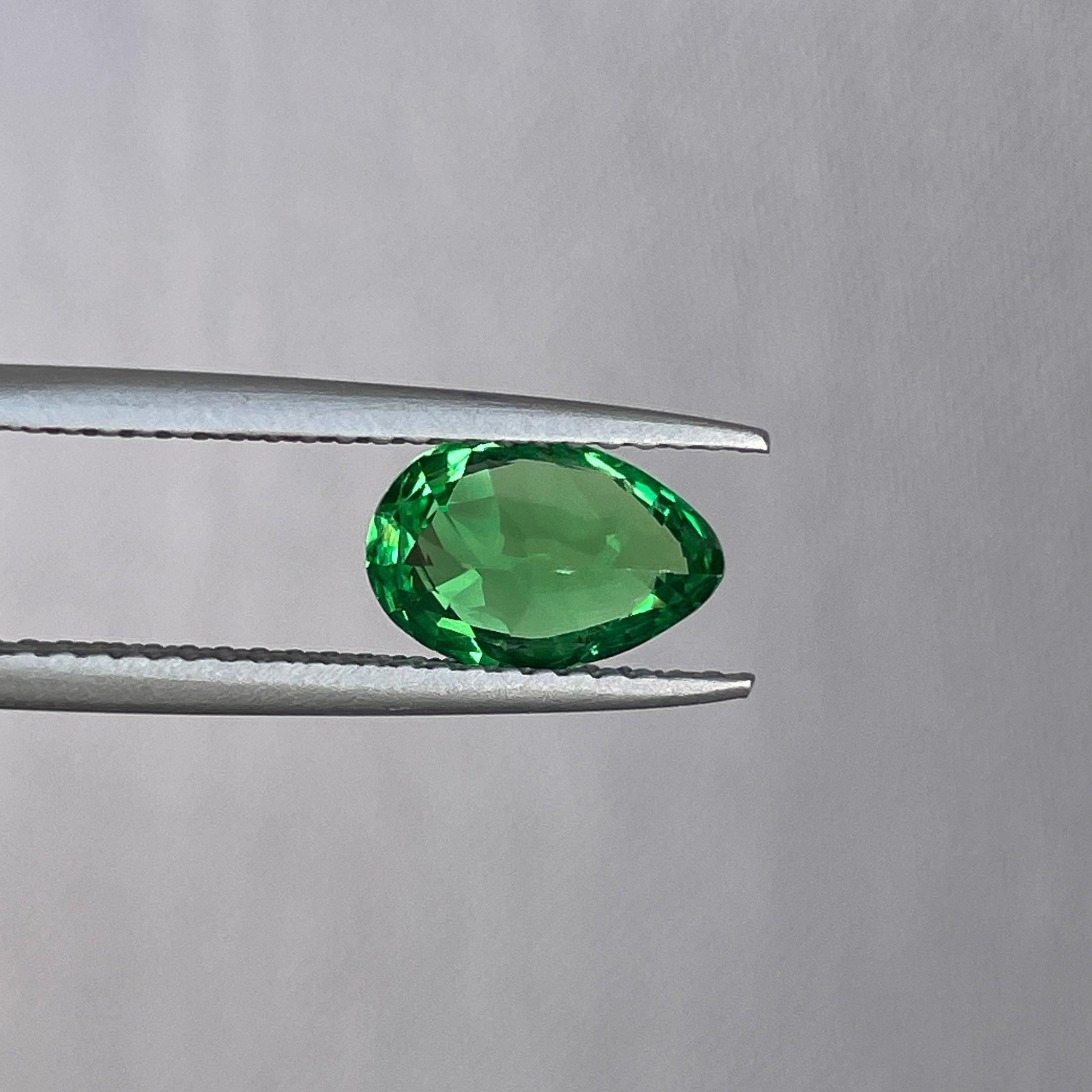 Tsavorite / 1.52 Carats / Excellent Pear Cut / Fantastic Luster / V.V.S Clarity / Unheated stone/ GREEN Zircon - NASHGEMS