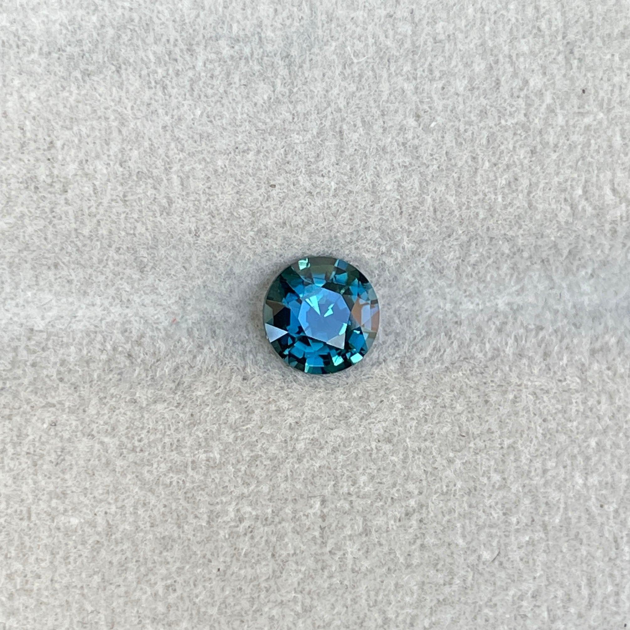 Teal sapphire stone, 1.03 crt. Jacksonville Jaguars Natural teal sapphire. ethically sourced Gemstone for jewelry Making