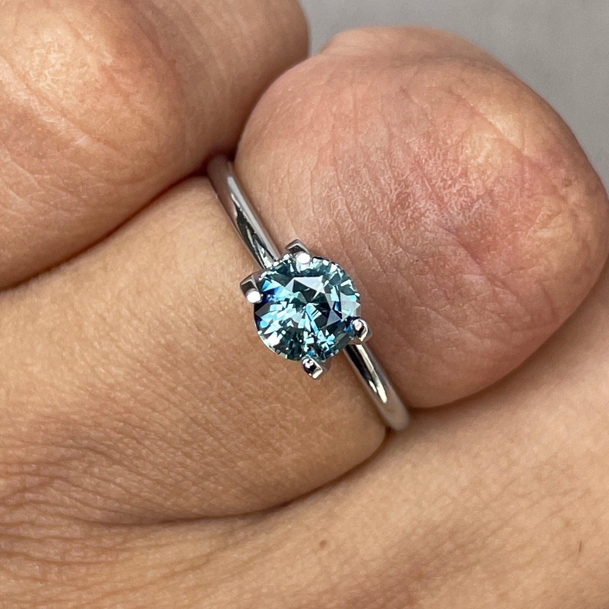 Teal sapphire stone, Seattle teal sapphire 1.02 crt.