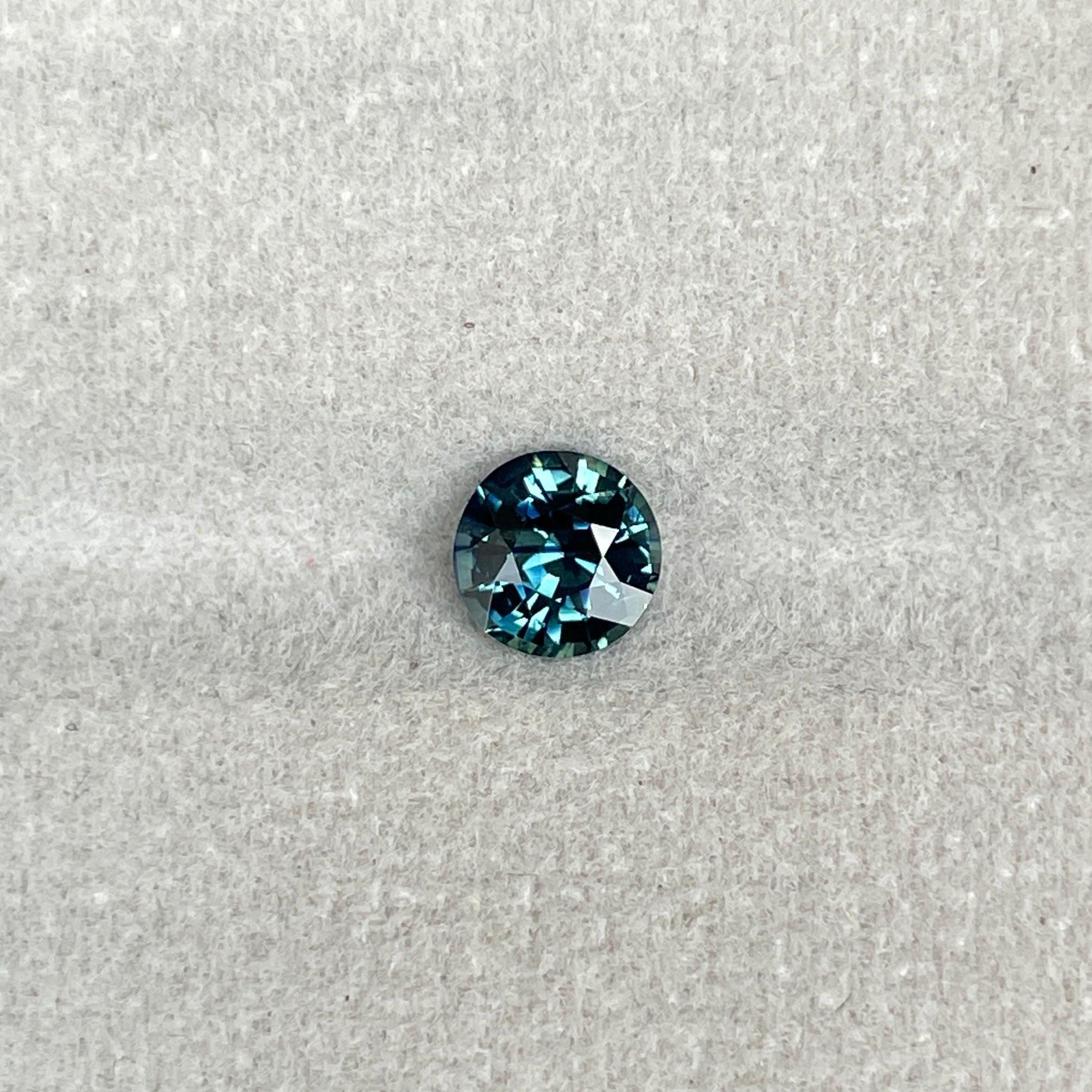 Teal sapphire stone, Northern lights teal sapphire 1.07 crt. Precision Faceted Loose Gemstone.
