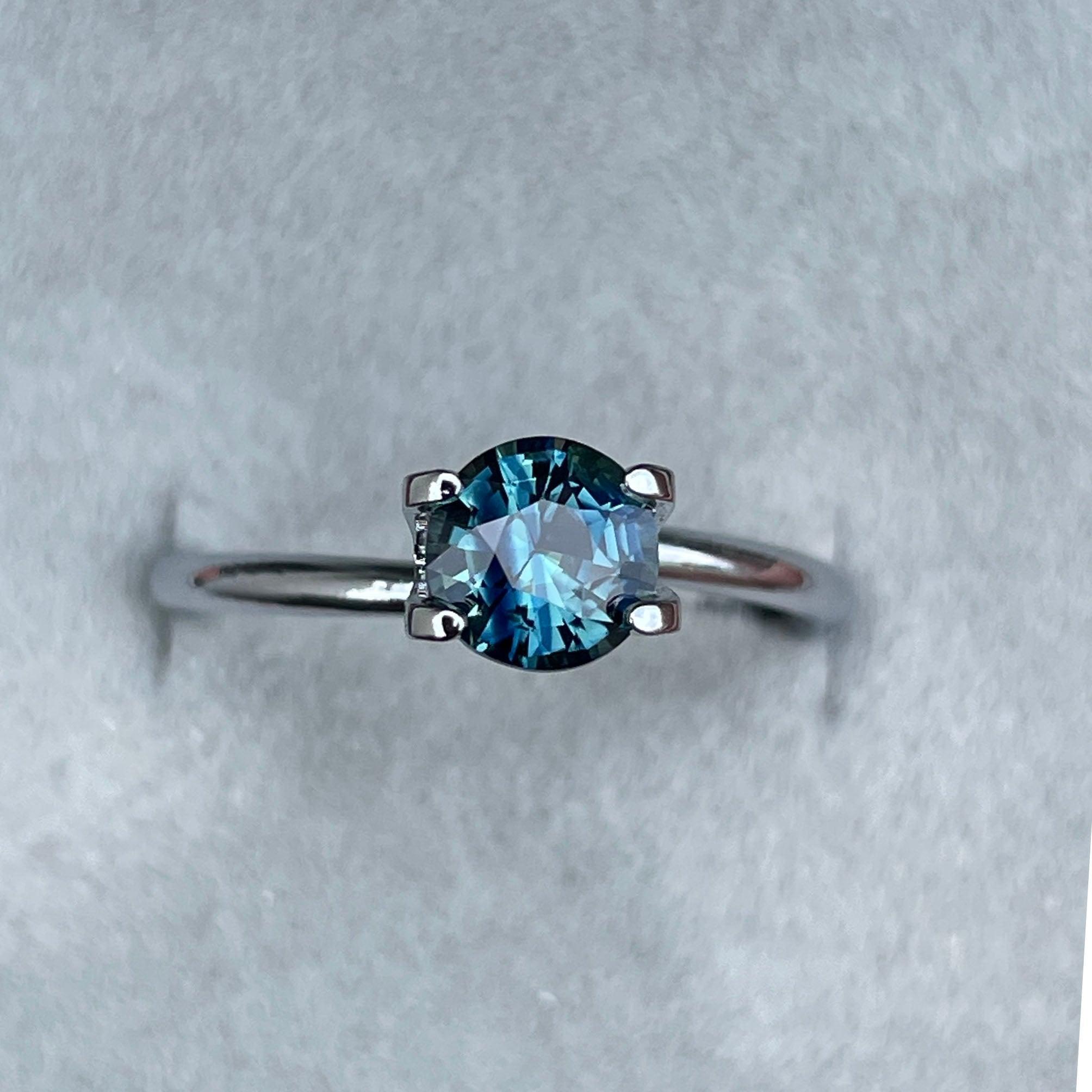 Teal sapphire stone, Northern lights teal sapphire 1.07 crt. Precision Faceted Loose Gemstone.