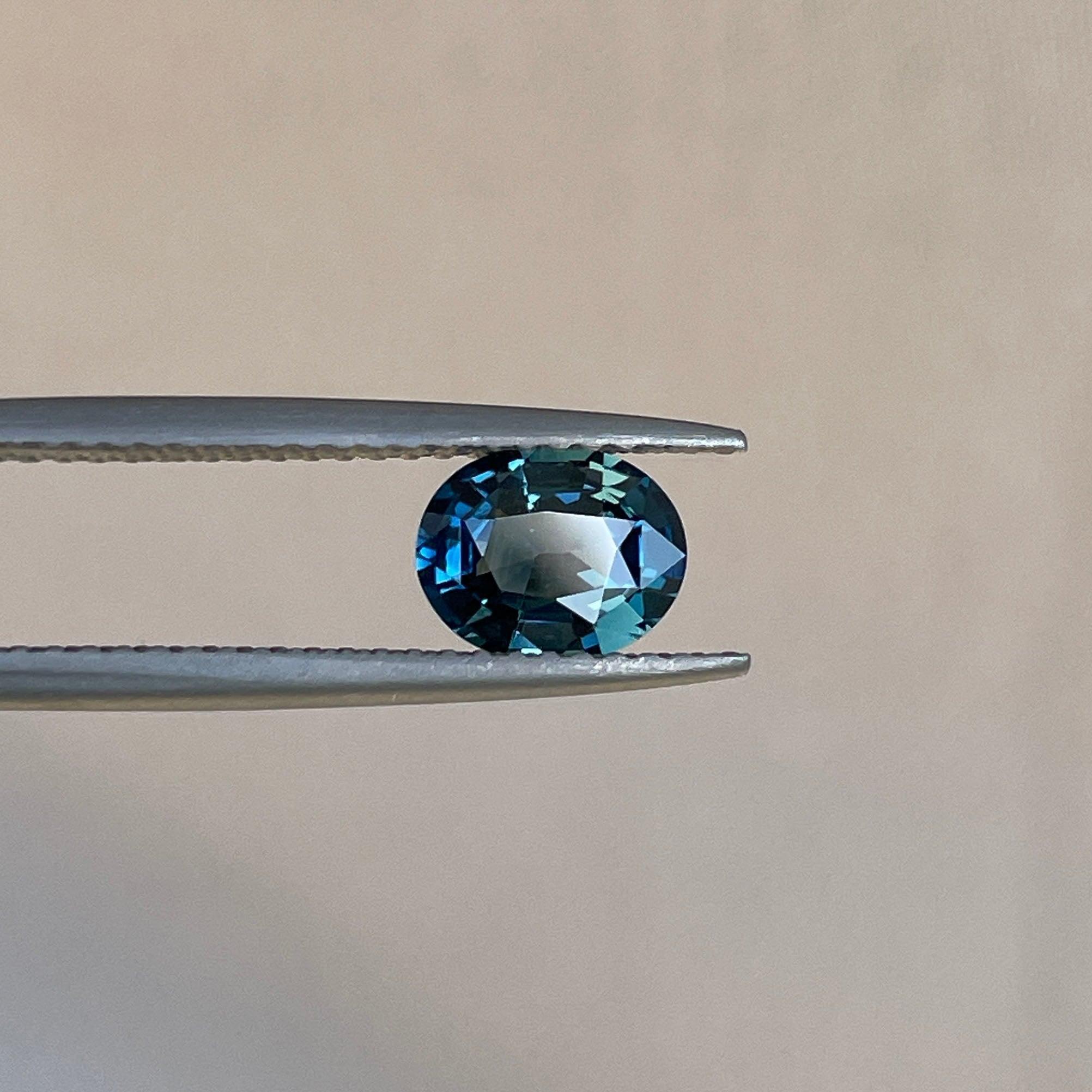 Teal sapphire stone, 1.04 crt capri Natural teal sapphire. Flawless CERTIFIED Stunning Loose Gemstone