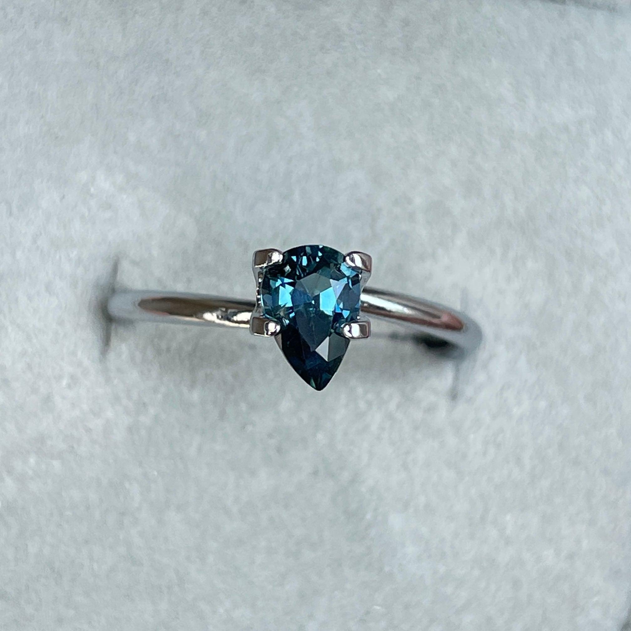 Teal sapphire Pear cut, 0.87 crt