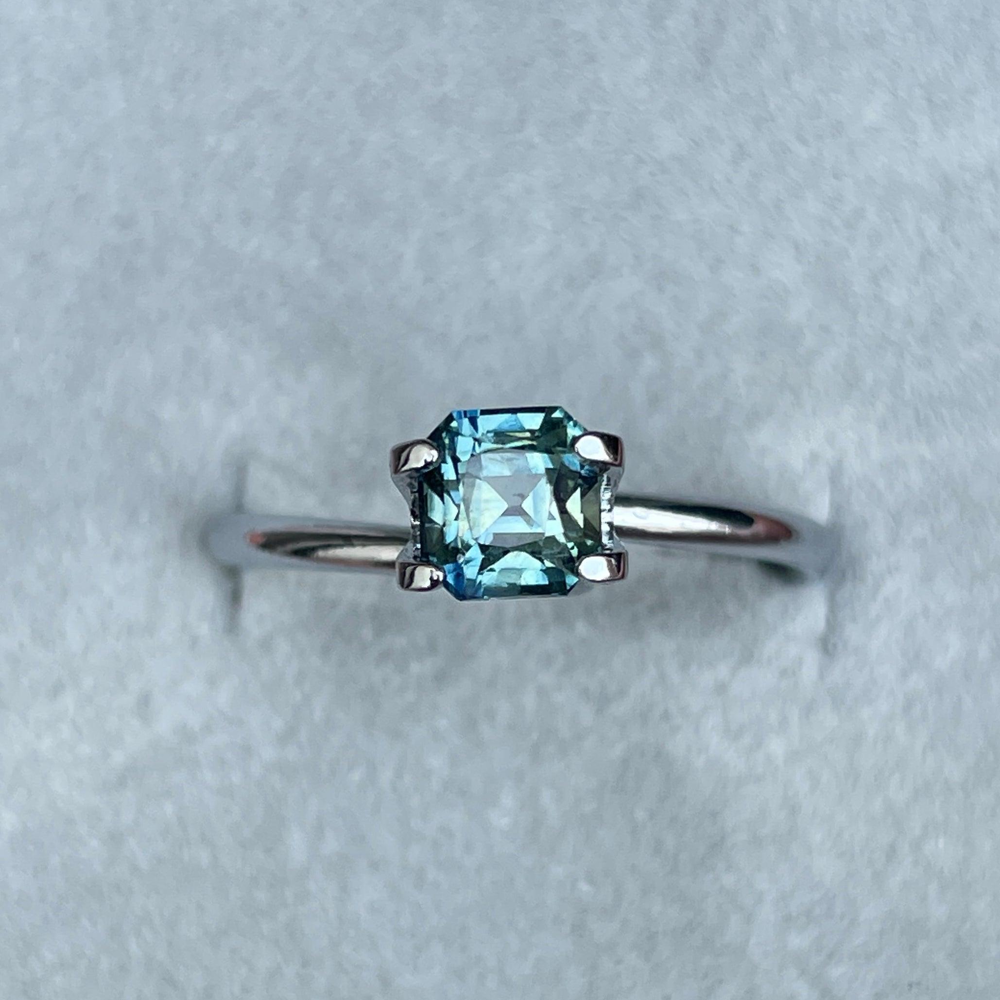 Green sapphire