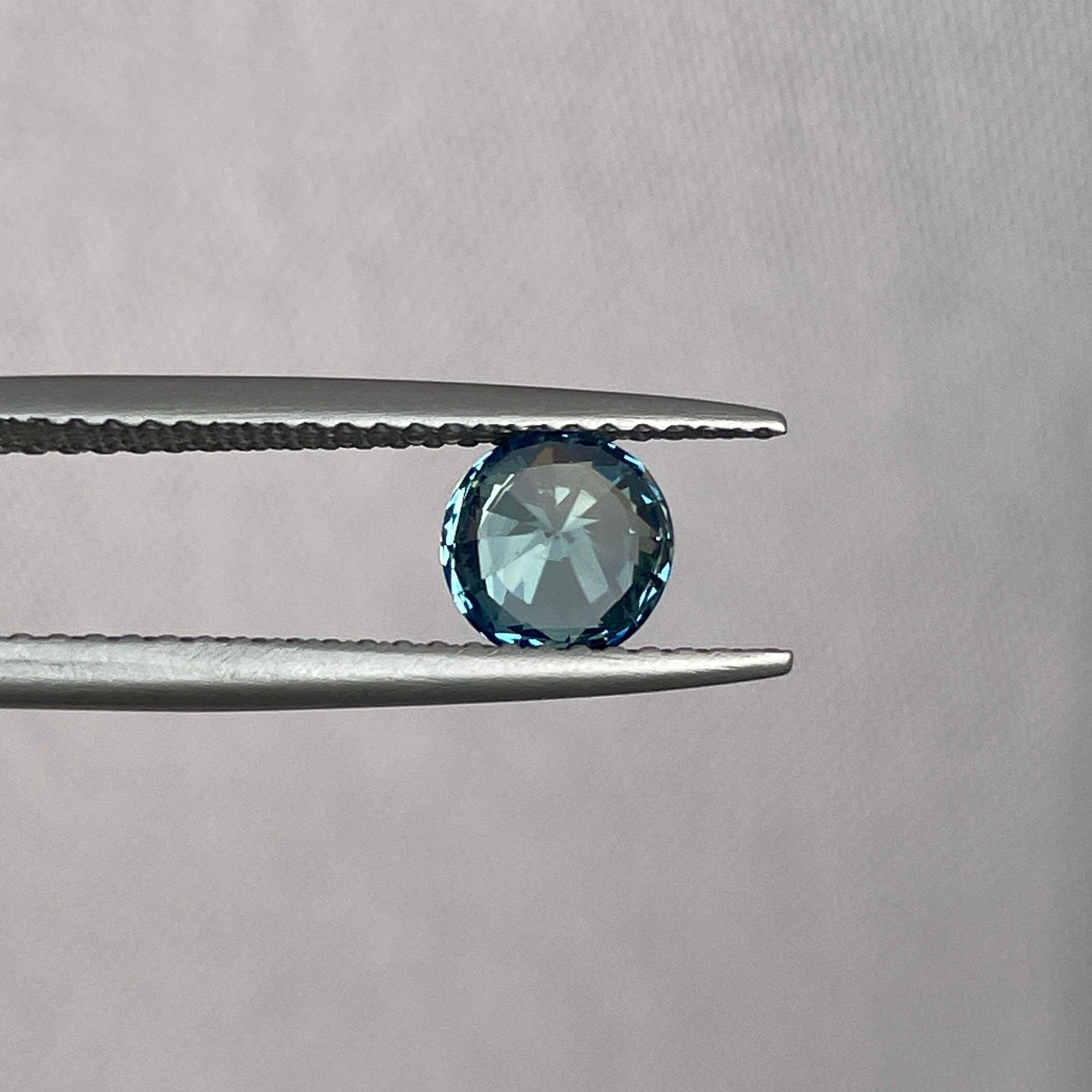 This 0.96 crt Teal Sapphire is well cut to bring out the best colour and lustre, and has a perfect colour blend. - NASHGEMS