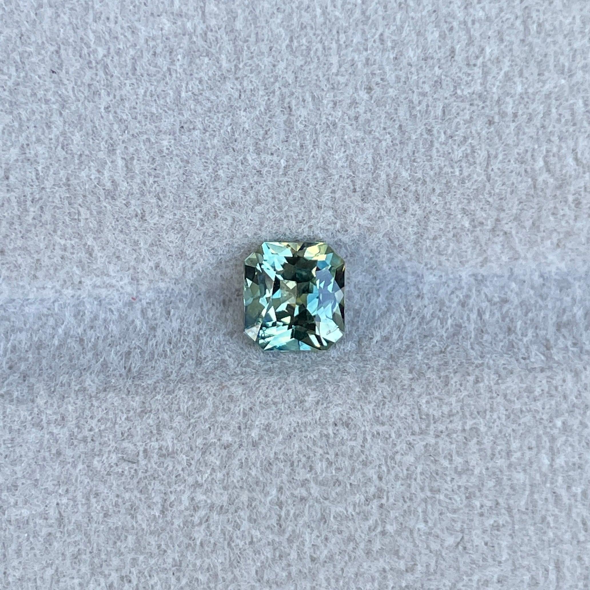 Teal Sapphire 0.88 Ct, Natural Teal Sapphire