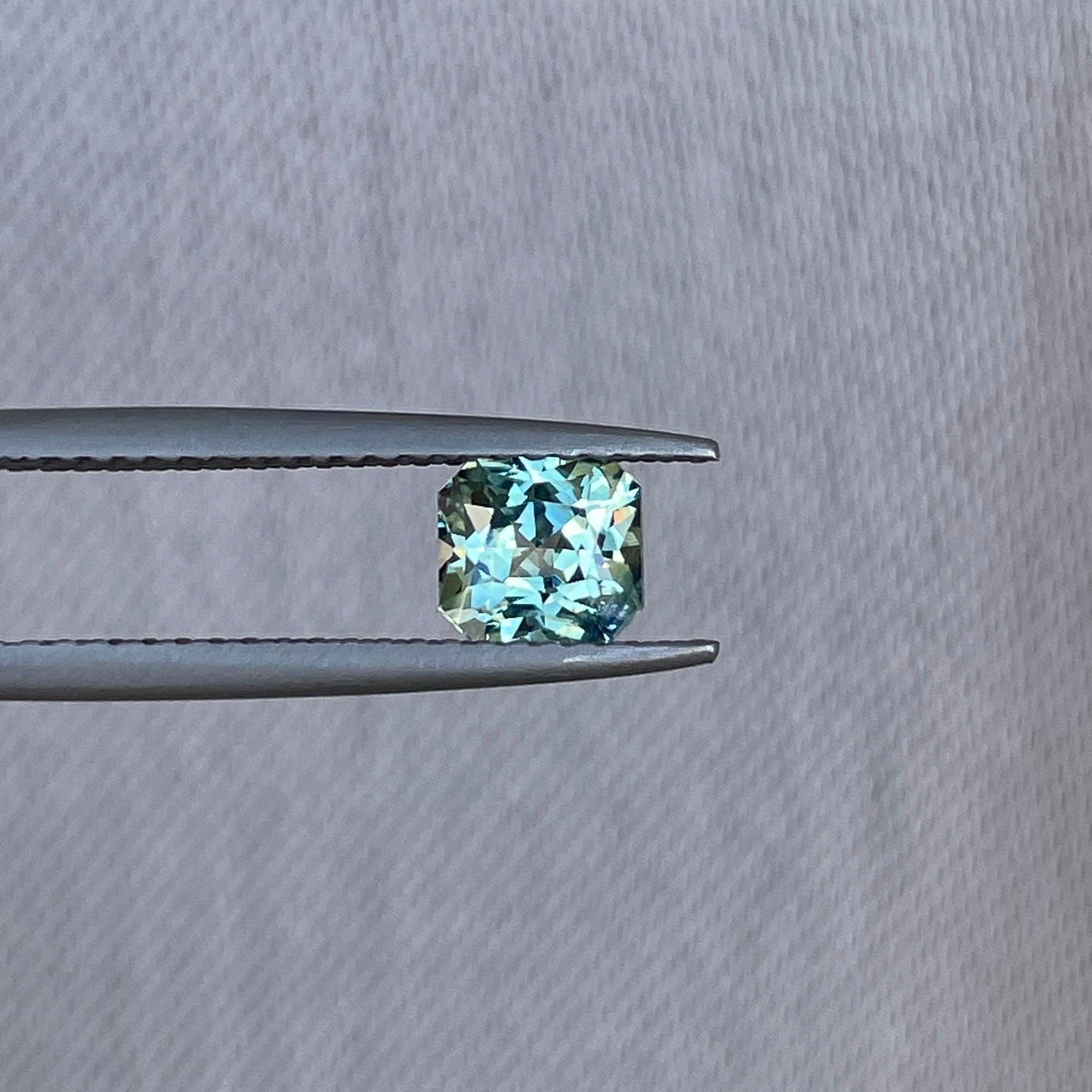 Teal Sapphire 0.88 Ct, Natural Teal Sapphire