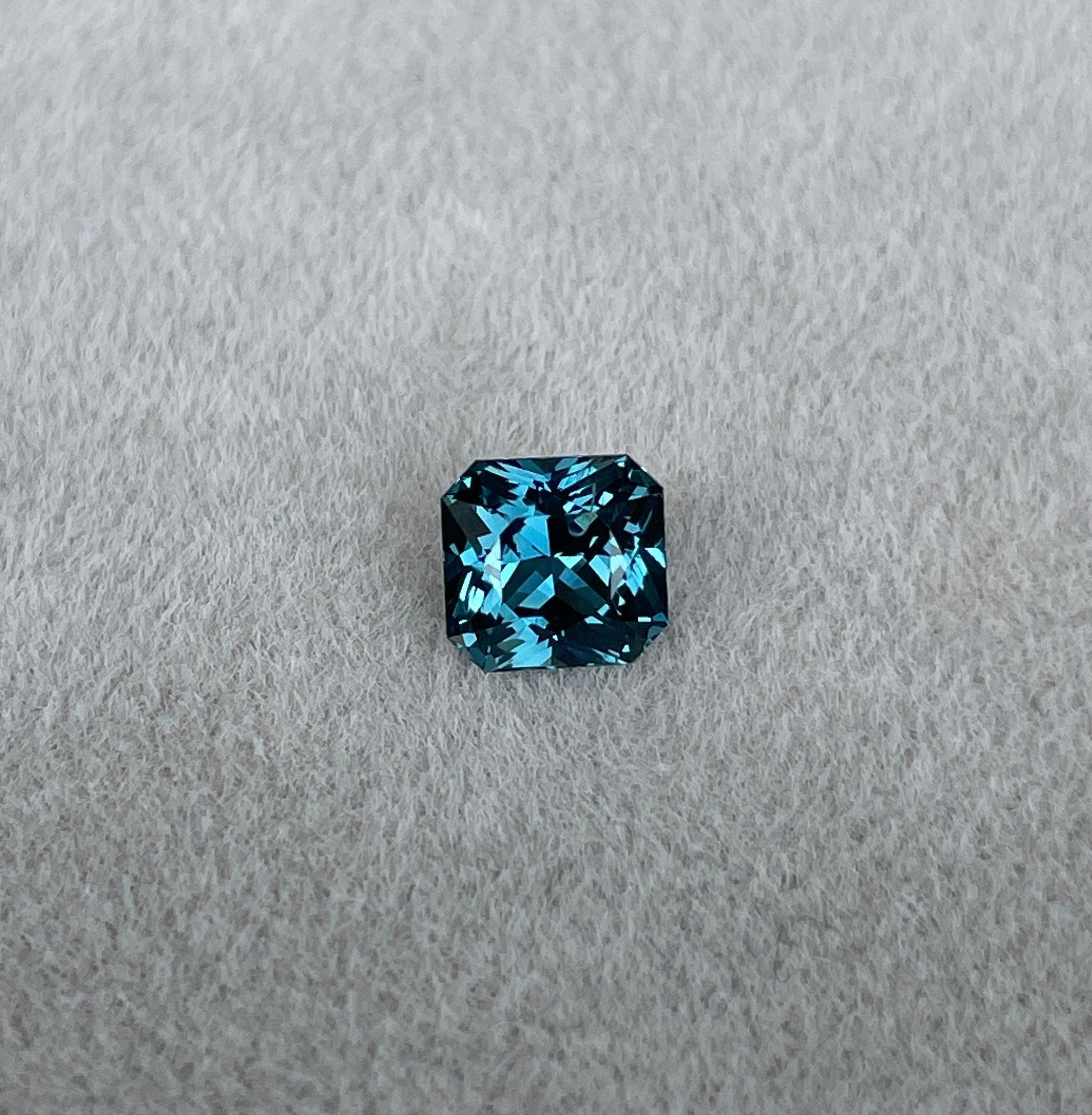 Blue Green Teal Sapphire