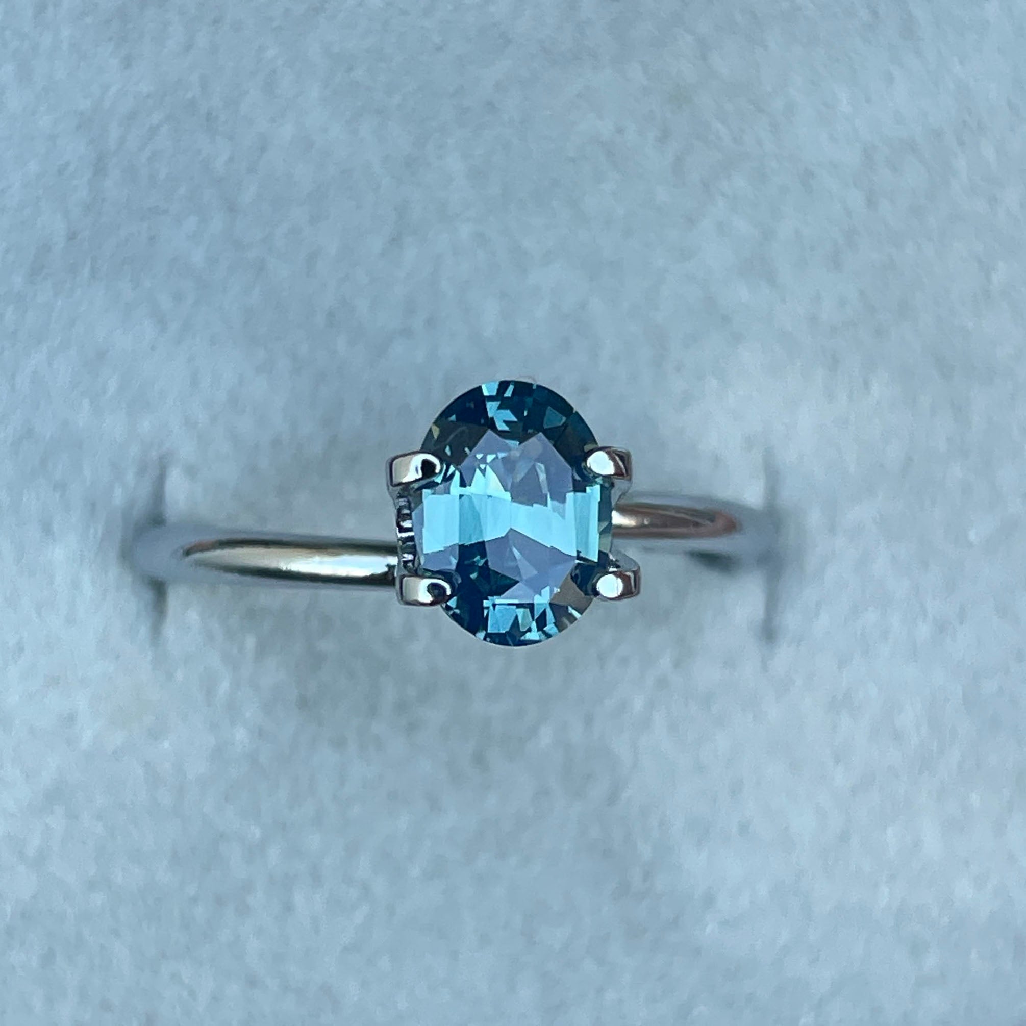 NATURAL TEAL BLUE GREEN SAPPHIRE OVAL 1.21