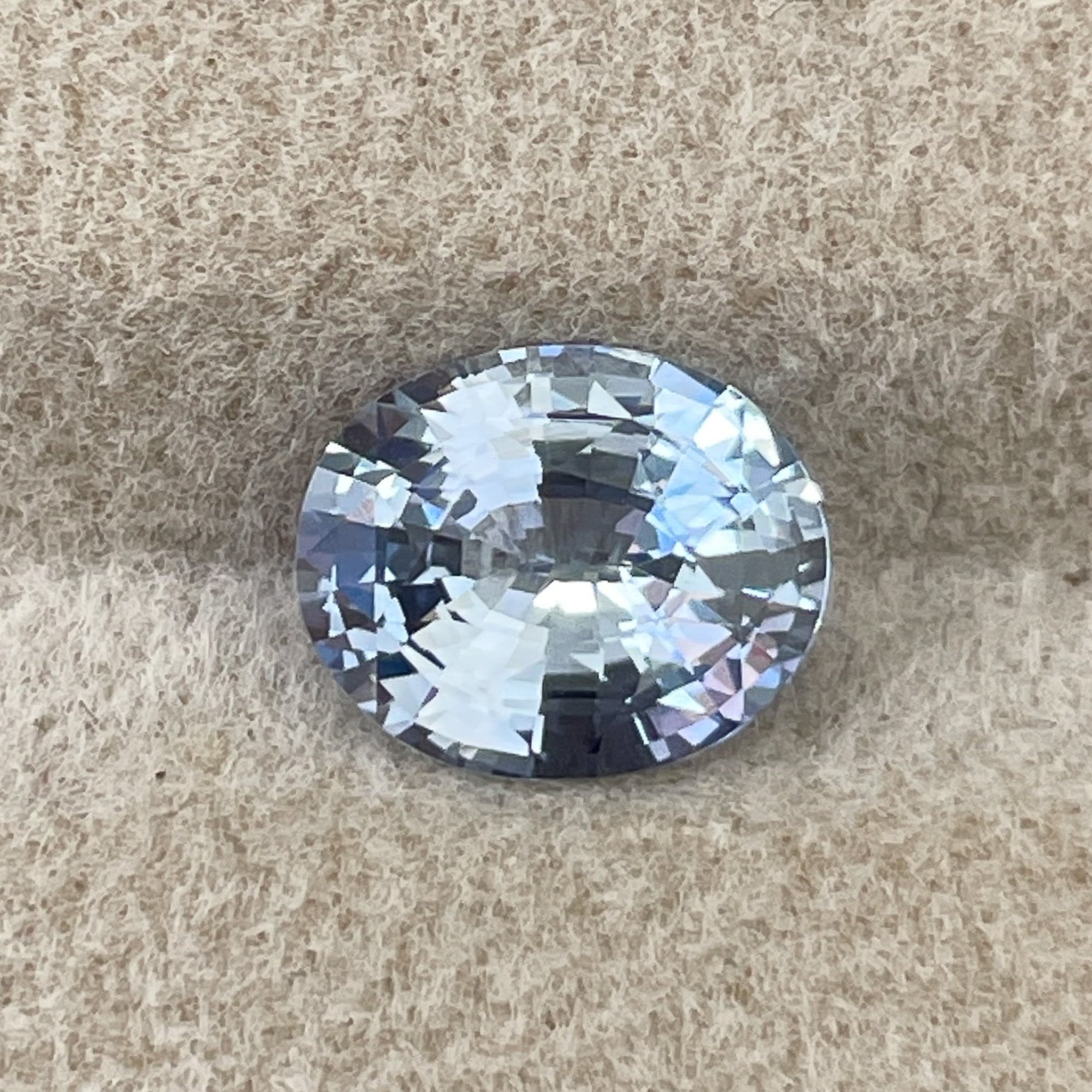 Natural Ceylon pale blue sapphire 1.56 ct oval cut gemstone, no heat, VVS clarity, loose blue sapphire for engagement rings.