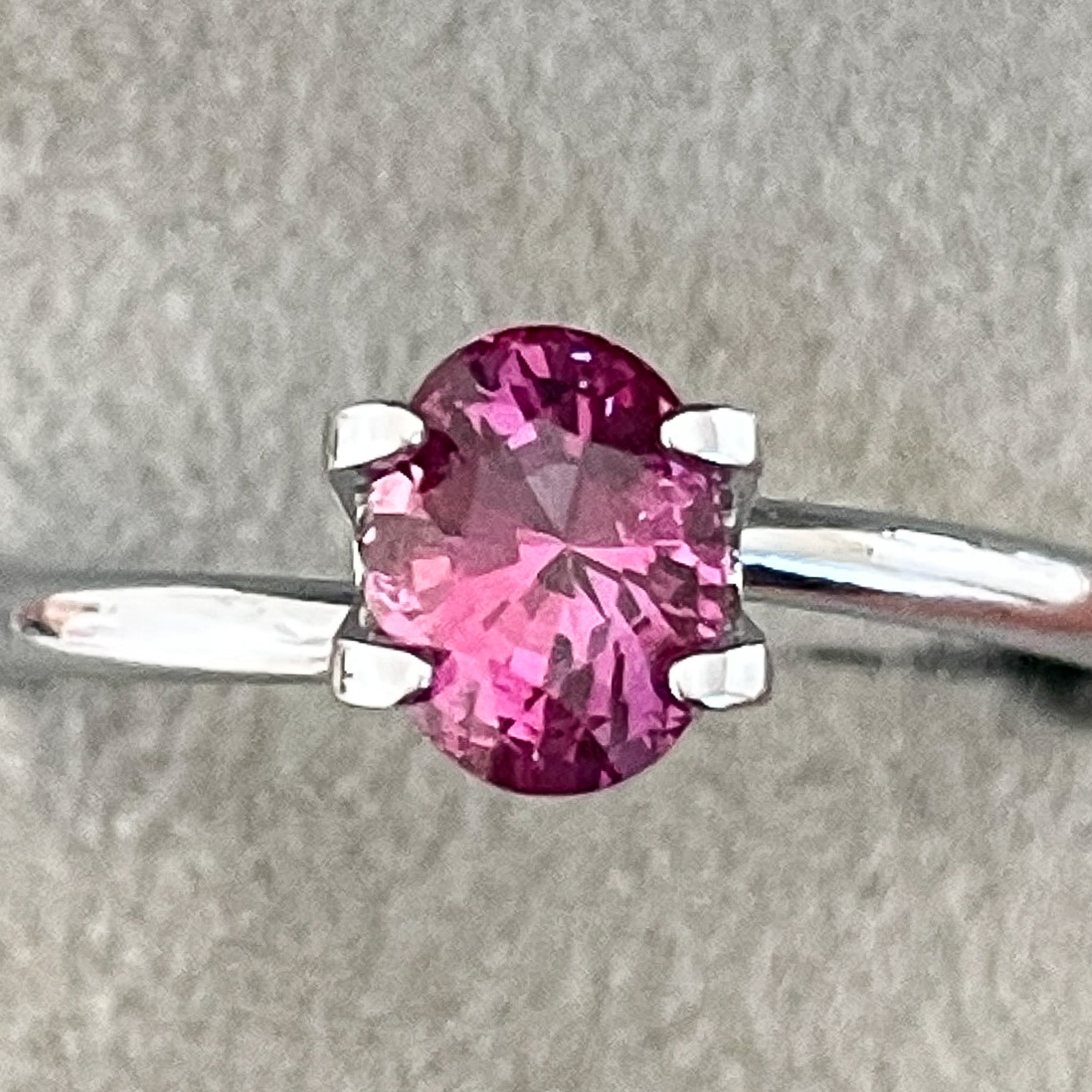 Natural pink sapphire loose gemstone, 1.00 Ct oval cut, heat-treated pink sapphire by NASHGEMS for engagement jewelry.