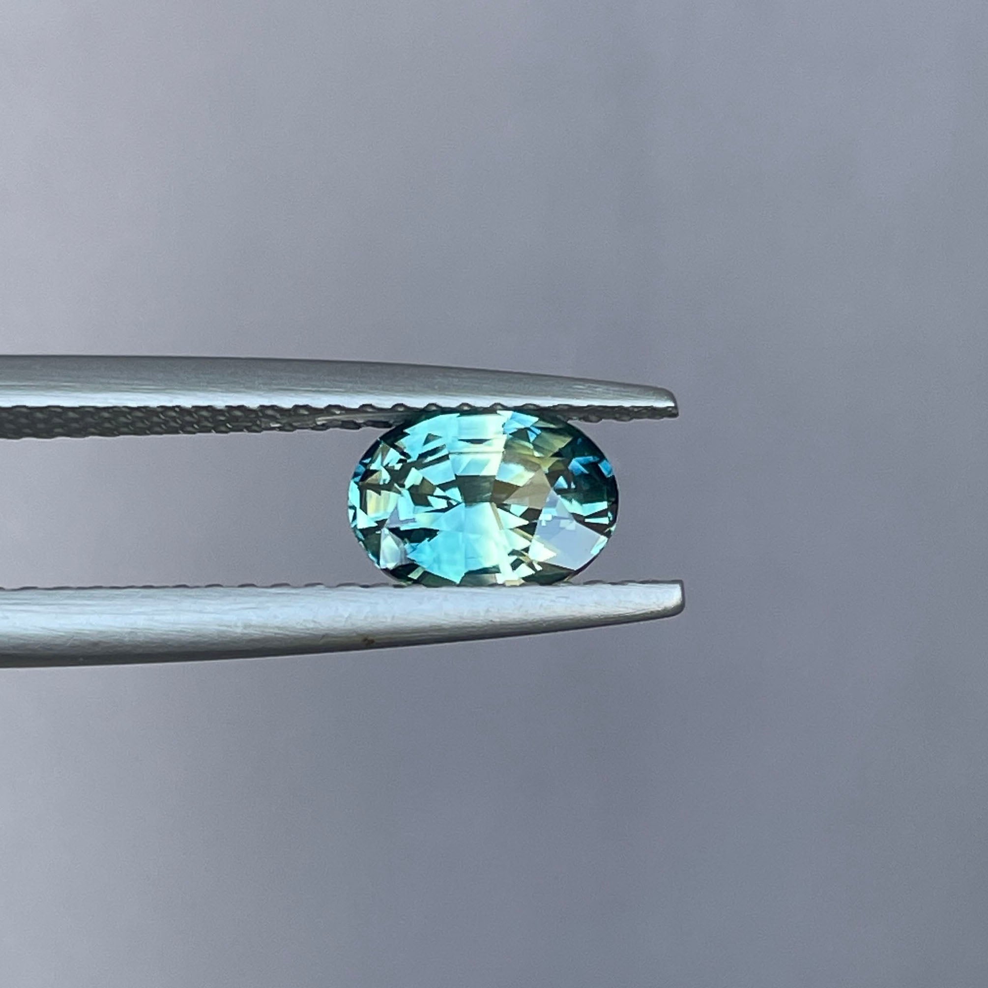 TEAL SAPPHIRE BLUE GREEN PARTI OVAL 1.15