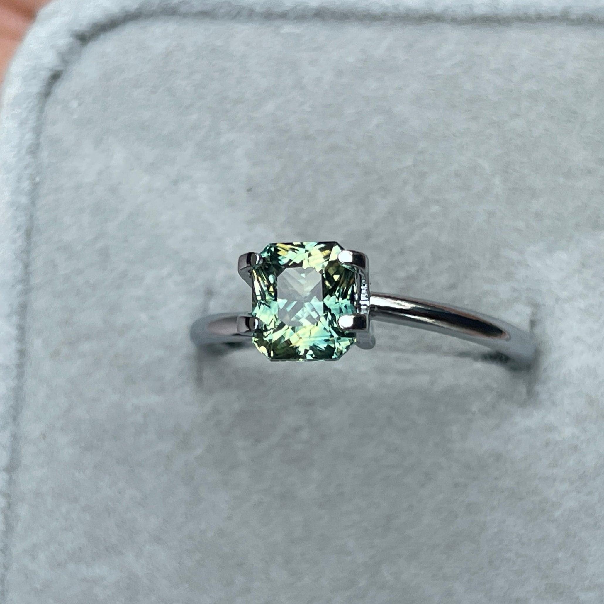 bi coloured parti sapphire