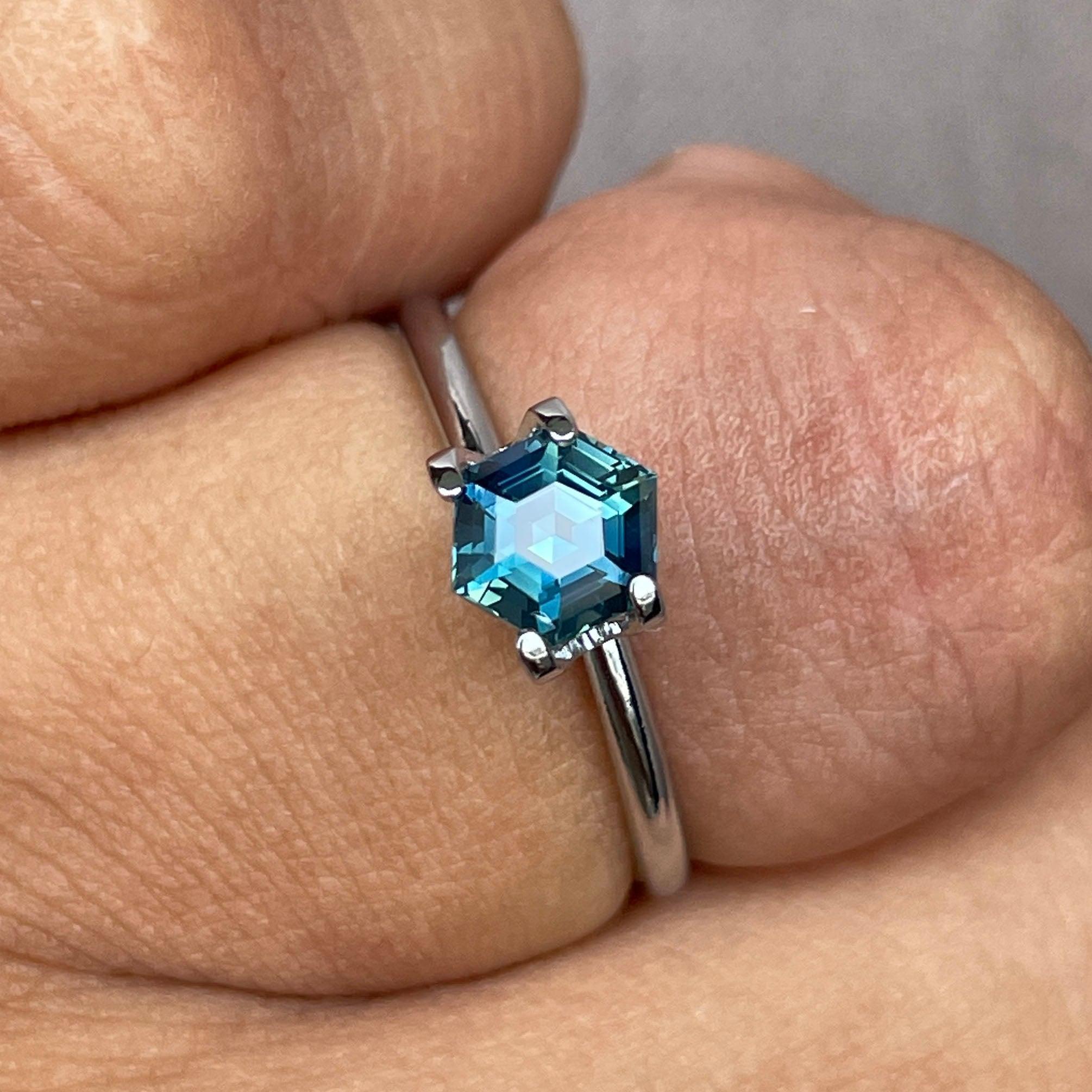 blue green sapphire