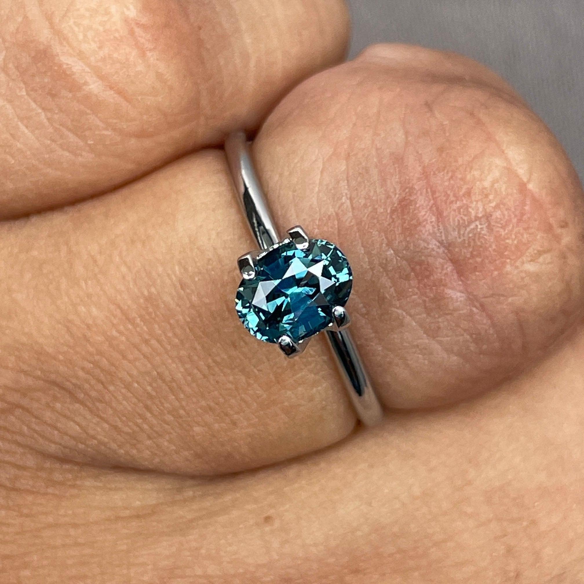 blue green sapphire