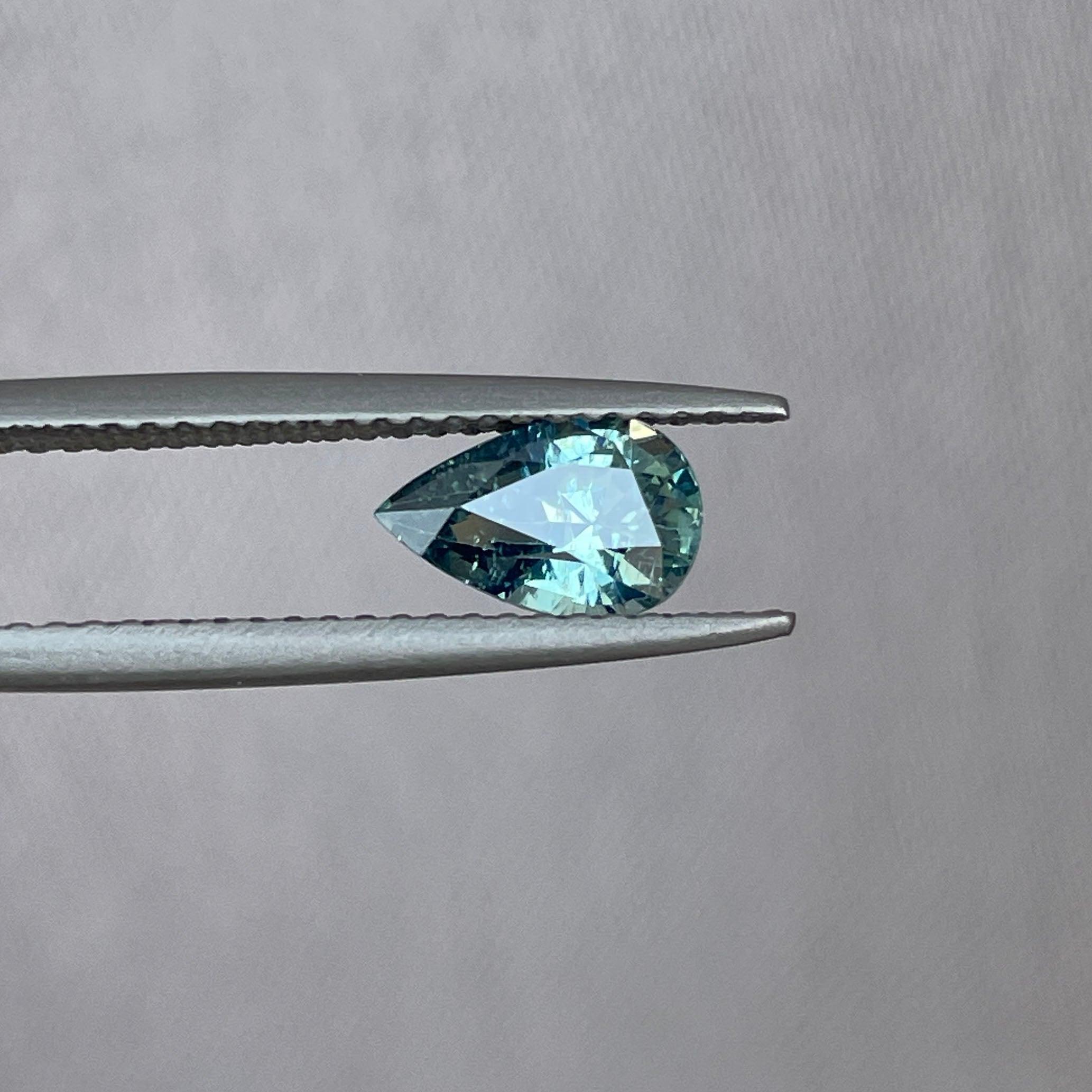 blue green sapphire