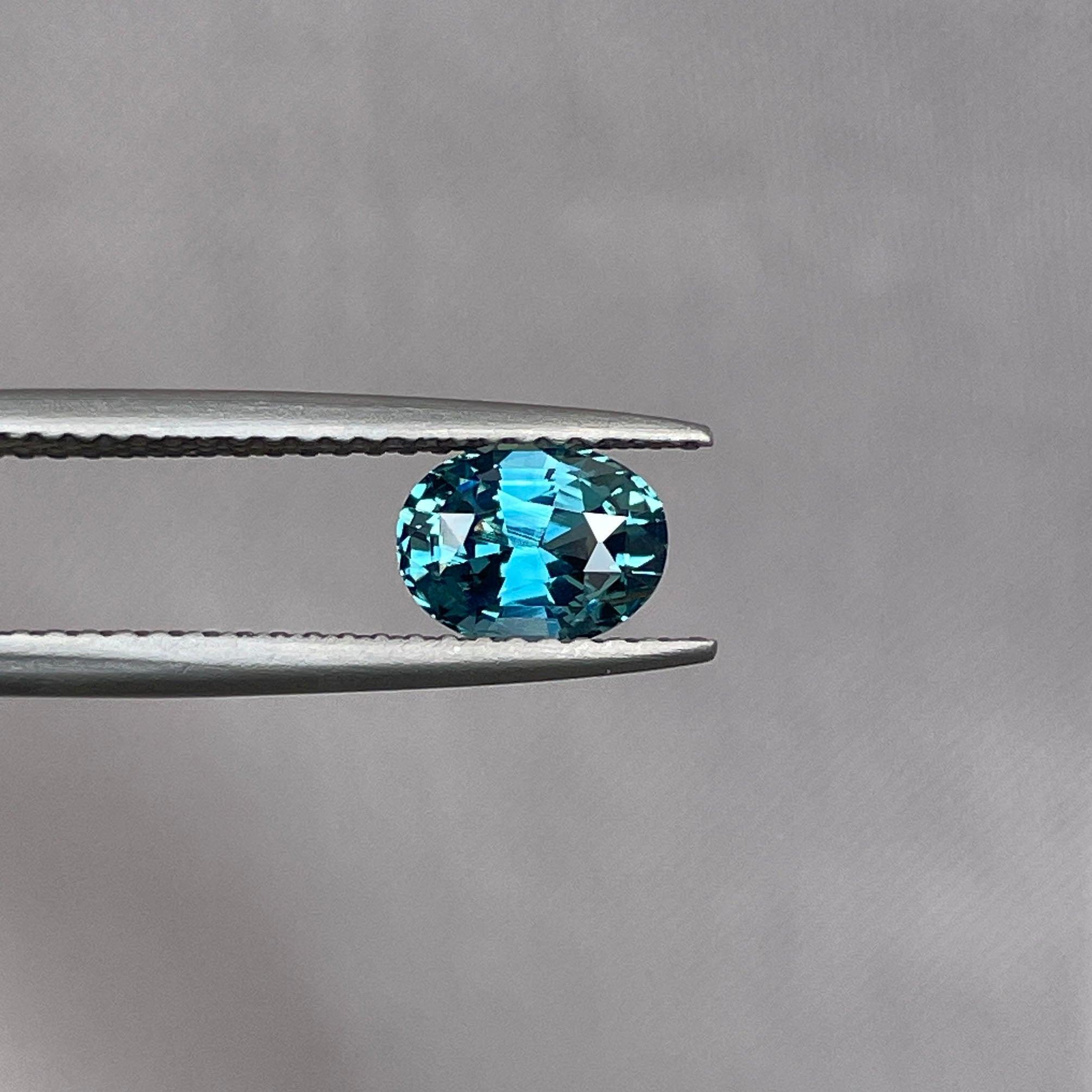 blue green sapphire