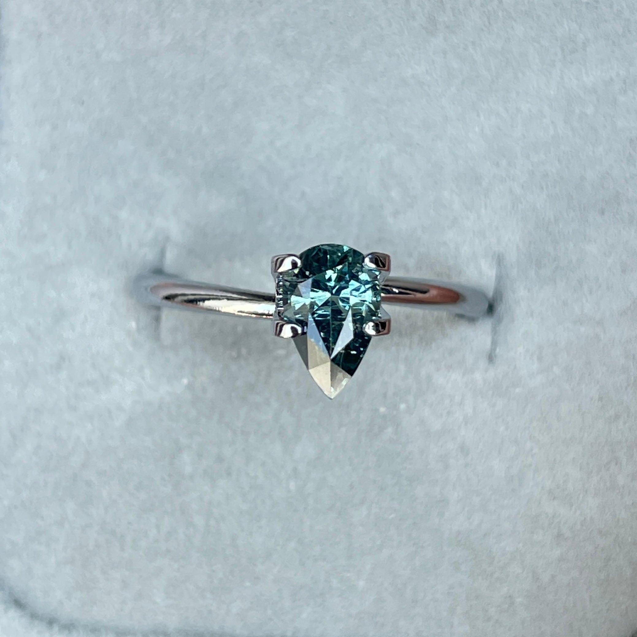 blue green sapphire