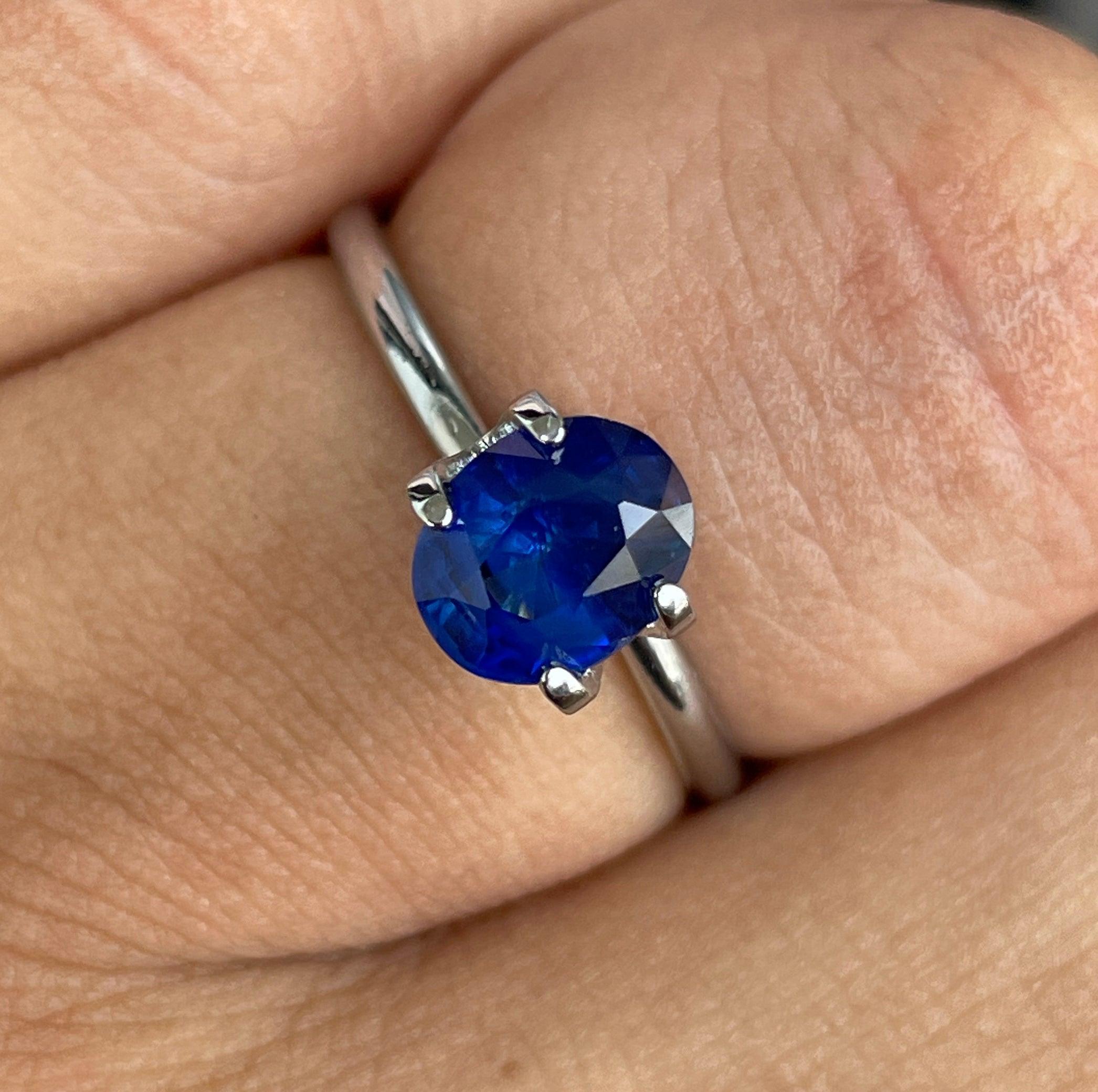 blue sapphire gemstone