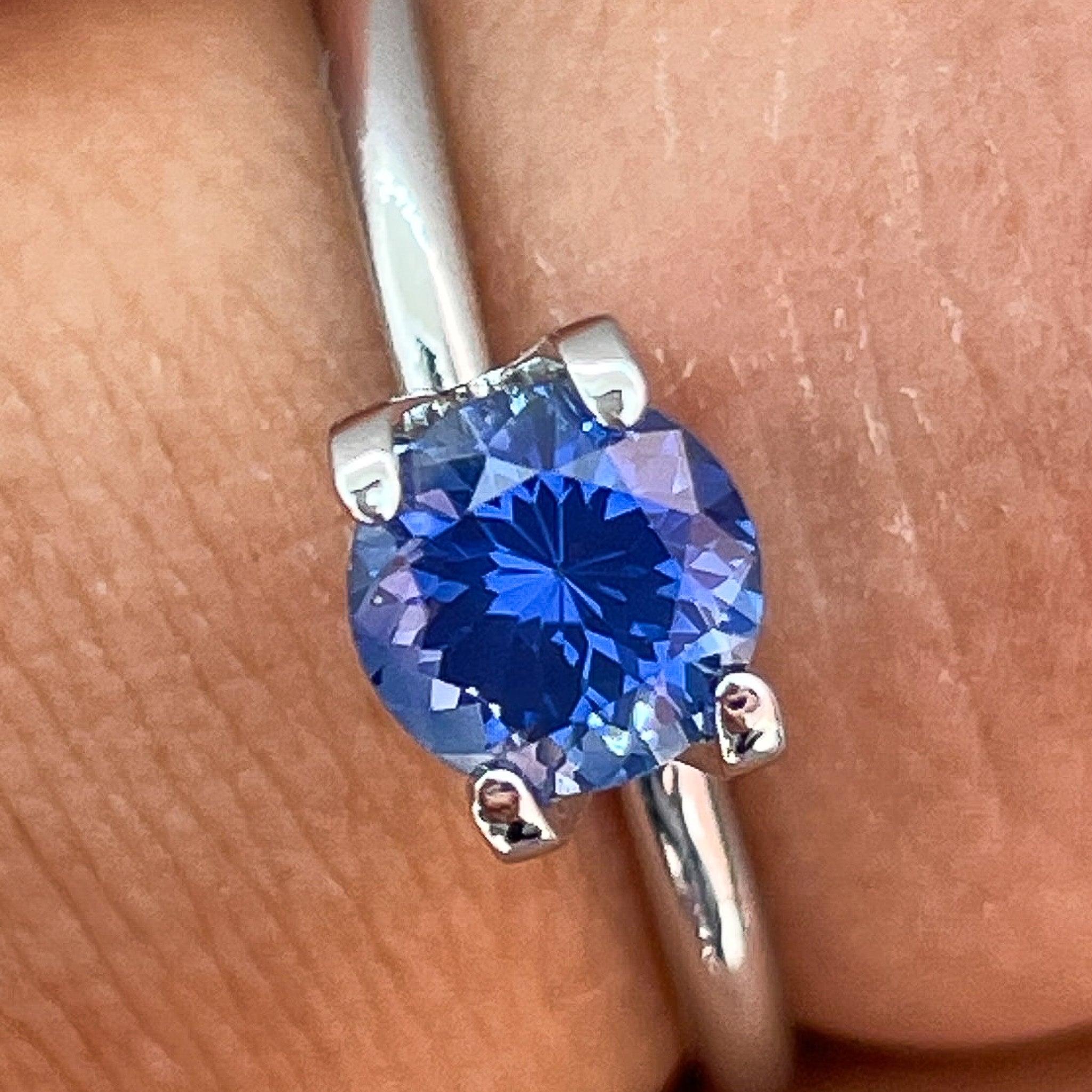 Natural Ceylon Blue Sapphire 0.80 Ct round cut loose gemstone by NASHGEMS, perfect for engagement rings.