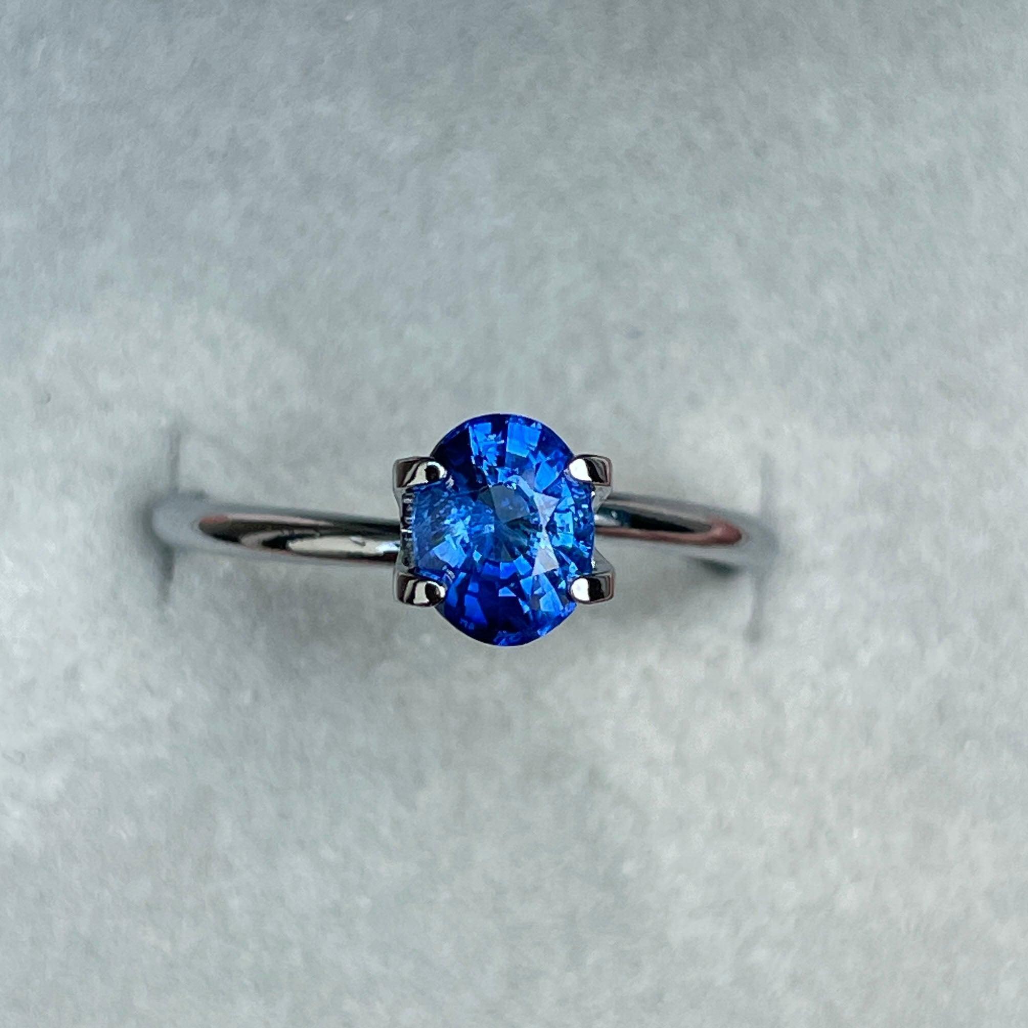 color blue sapphire