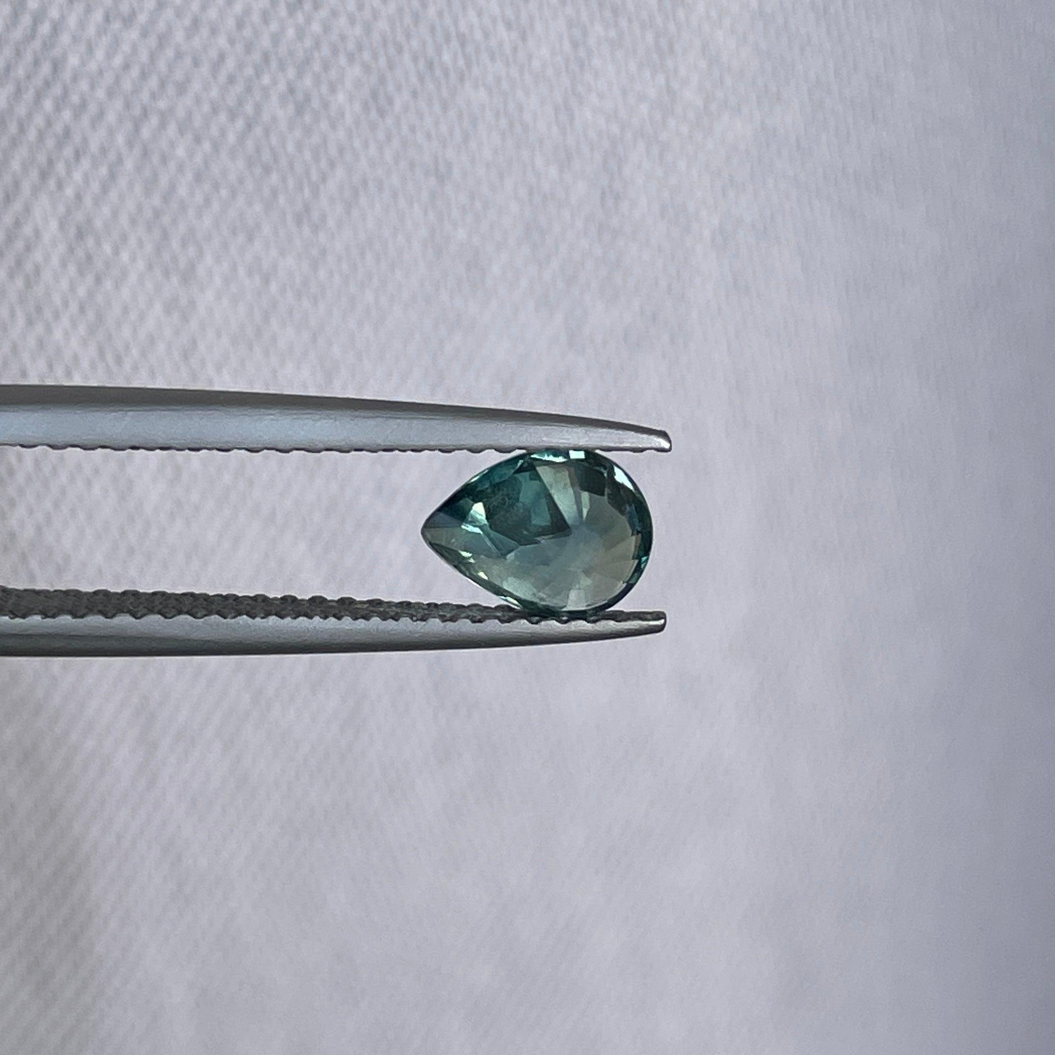 green sapphire 1.09 crt