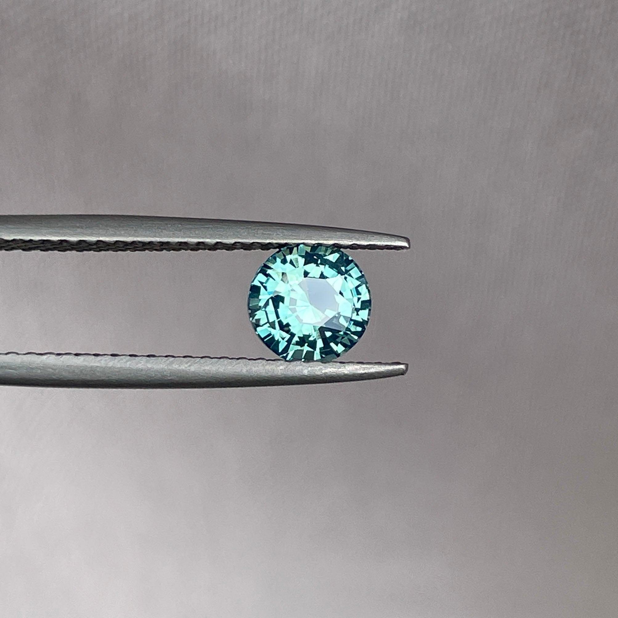 green sapphire loose gemstone