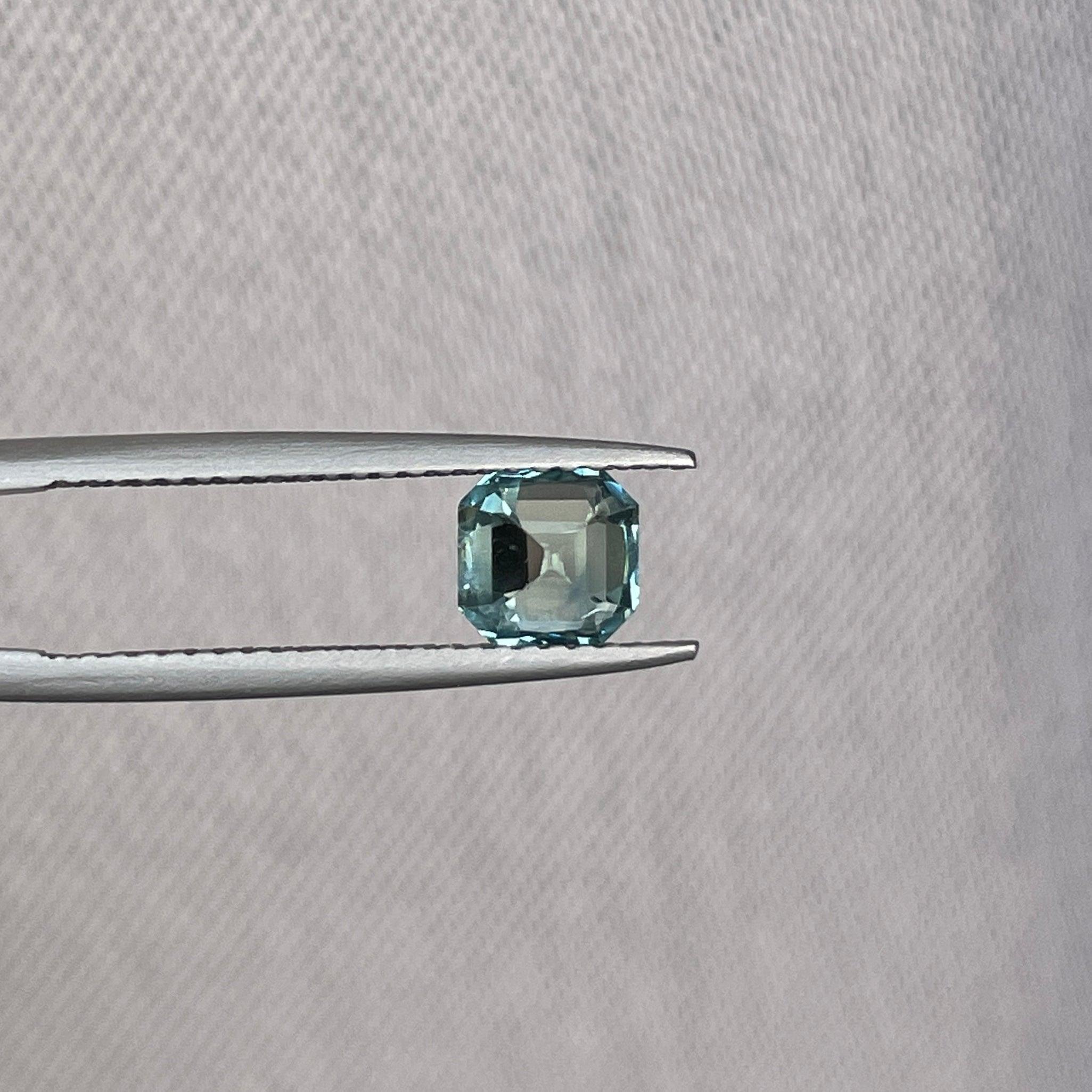 light green sapphire gemstone