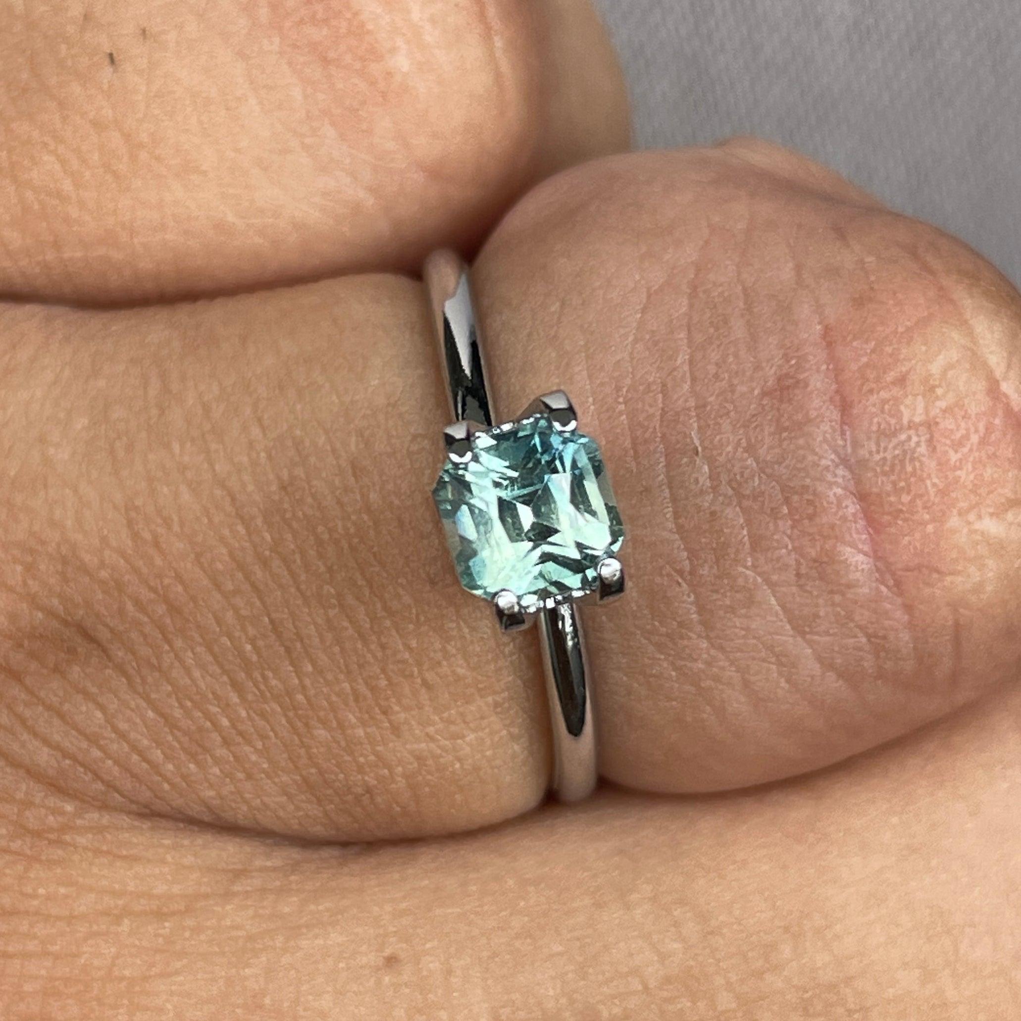 light green sapphire gemstone