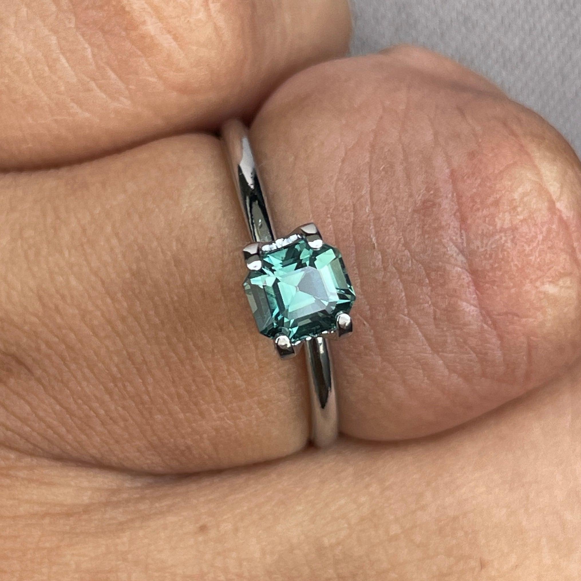 natural green sapphire gemstone