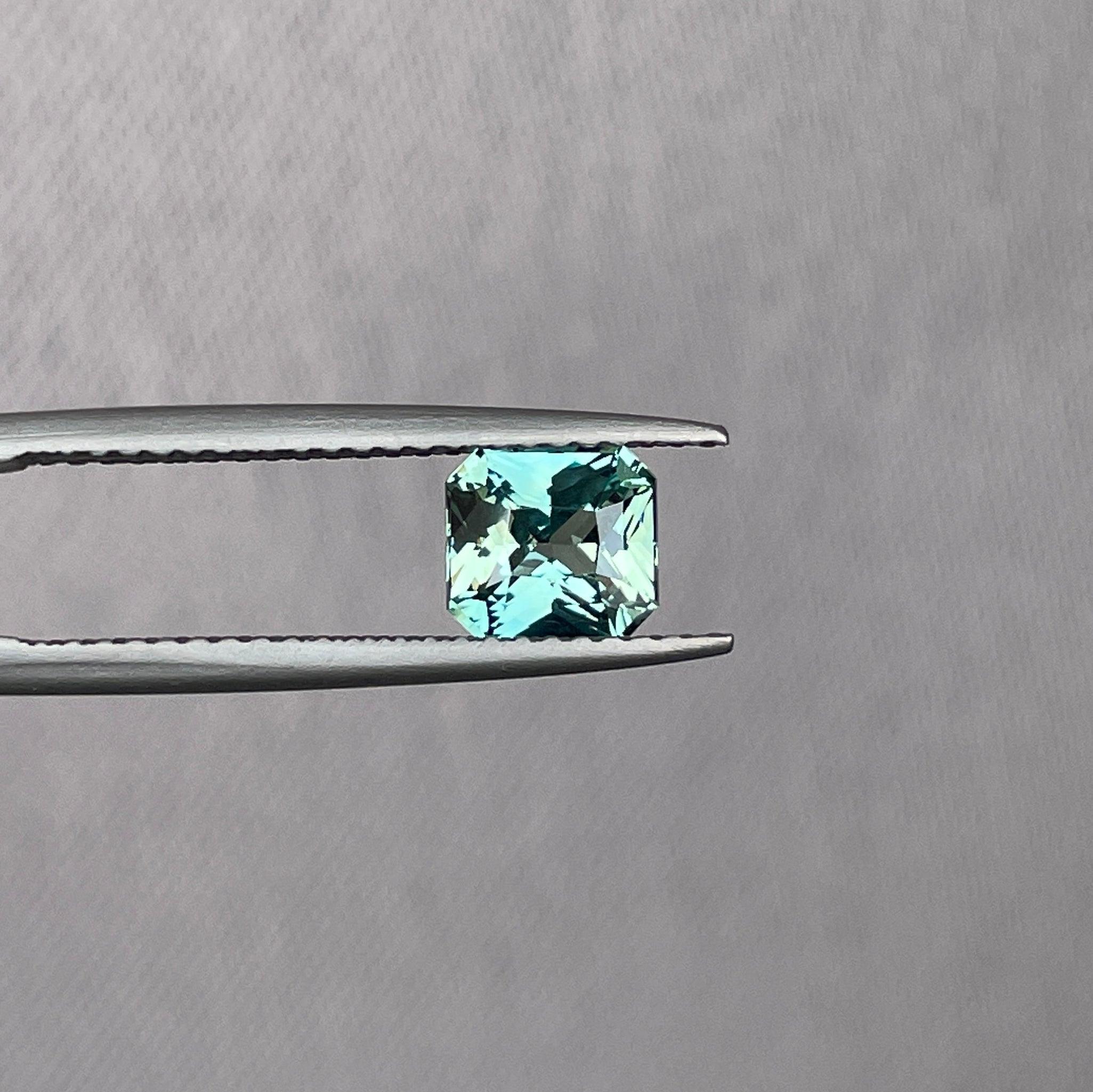 natural green sapphire gemstone