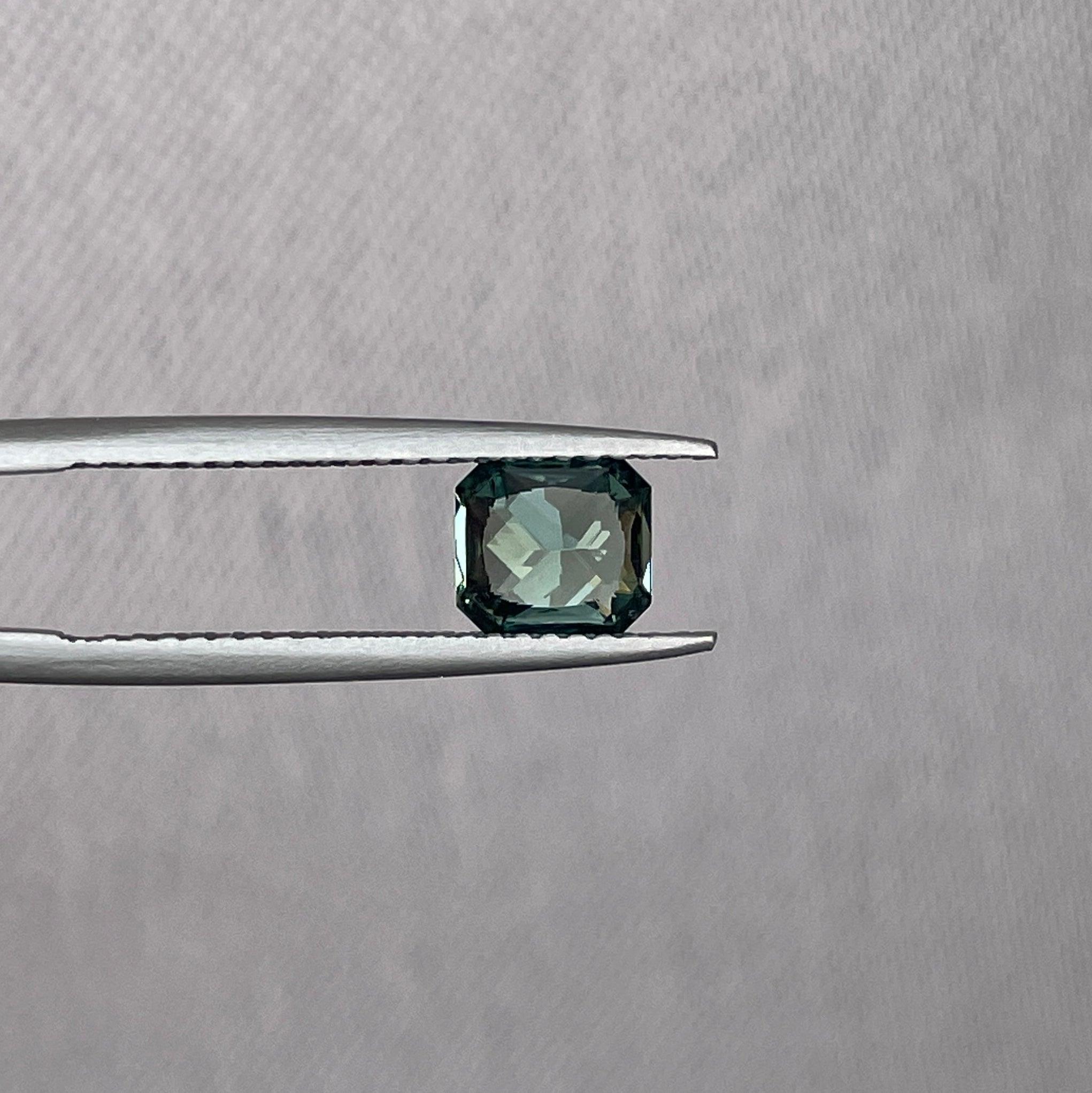 natural green sapphire gemstone