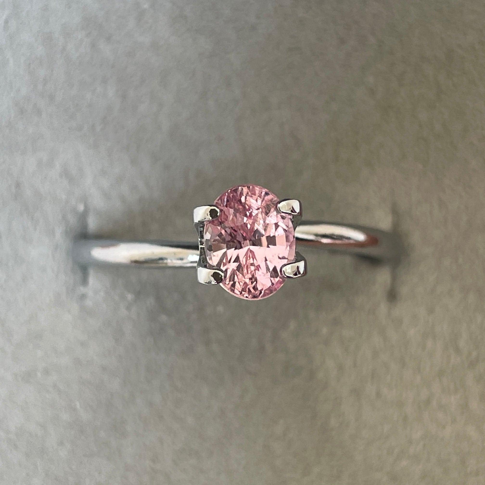 peach sapphire stone