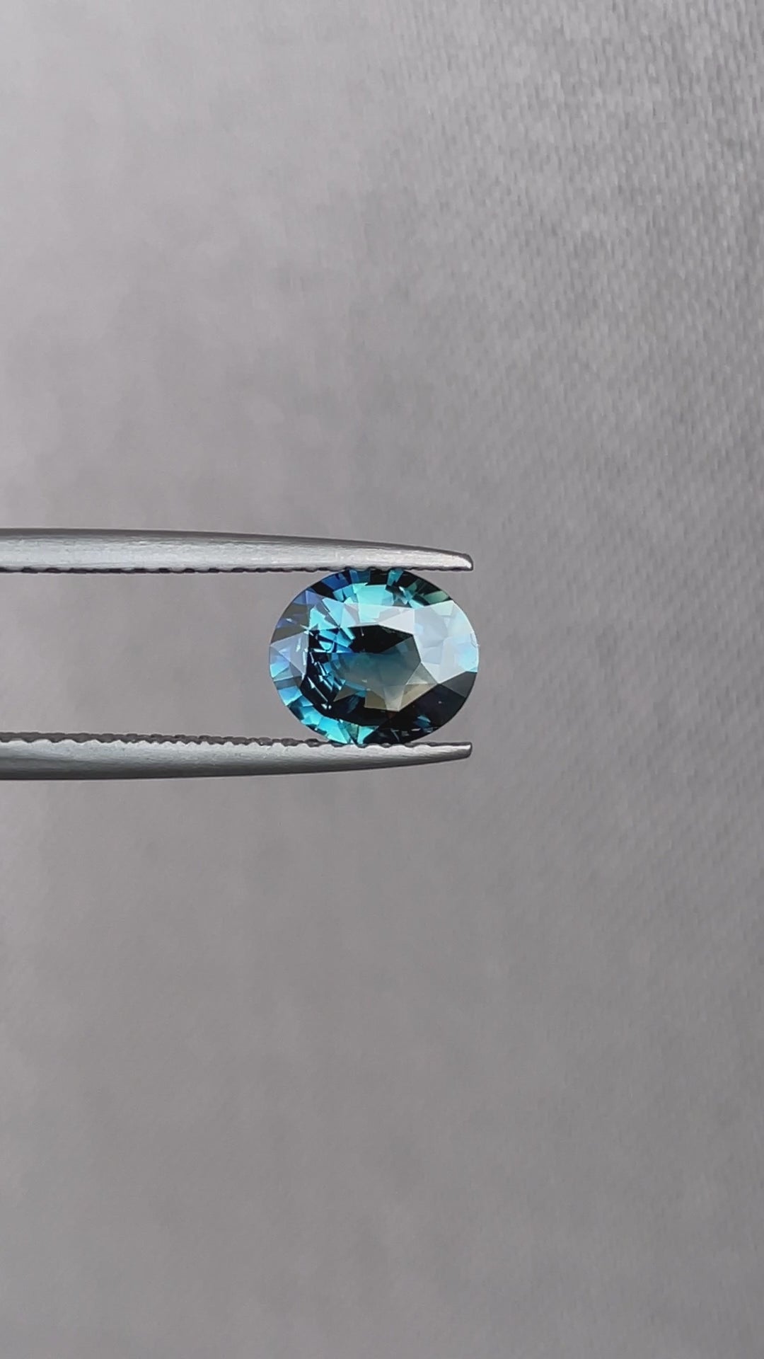 teal sapphire gemstone