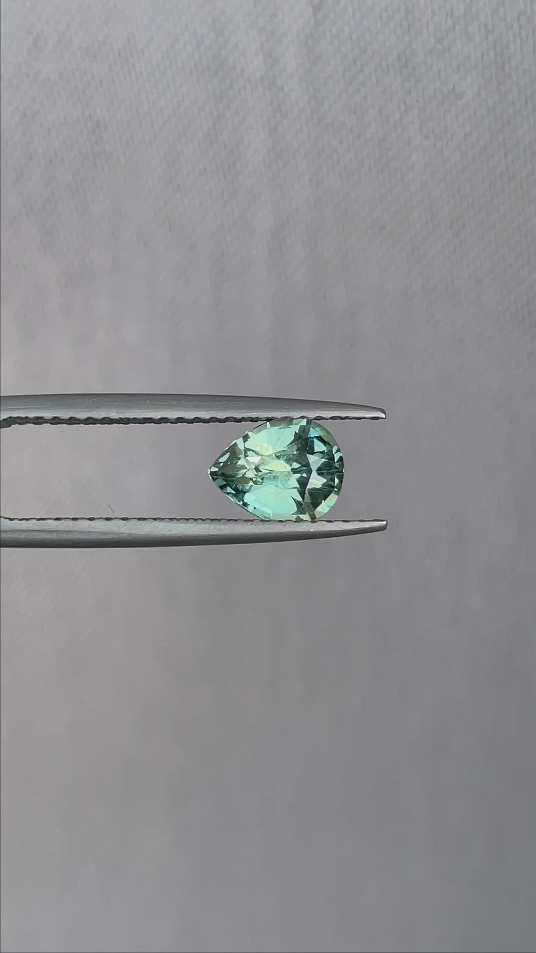 teal green parti colored loose sapphire wewe4