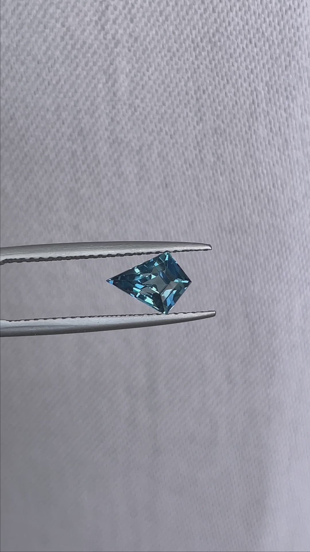 natural blue green sapphire