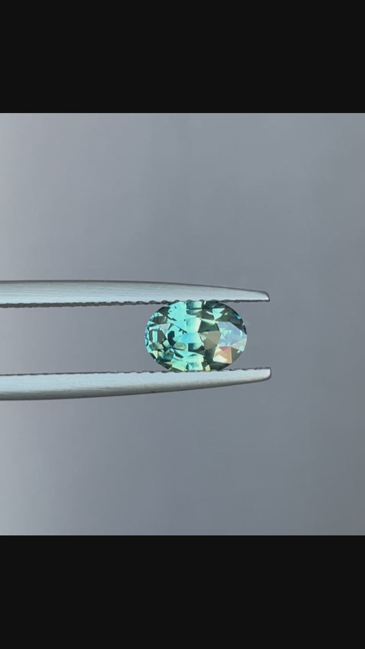 TEAL SAPPHIRE BLUE GREEN PARTI OVAL 1.15