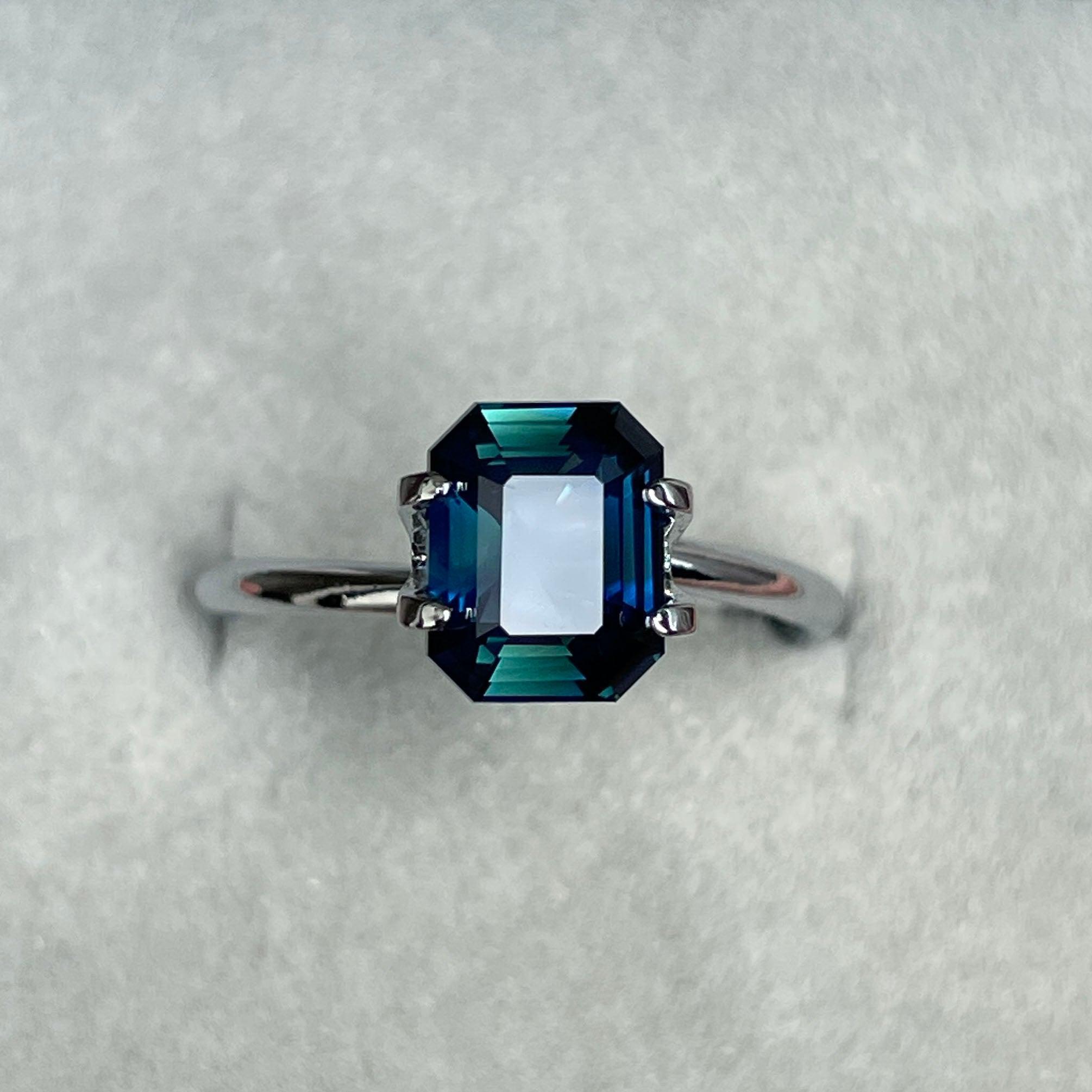 teal blue green gemstone sapphire