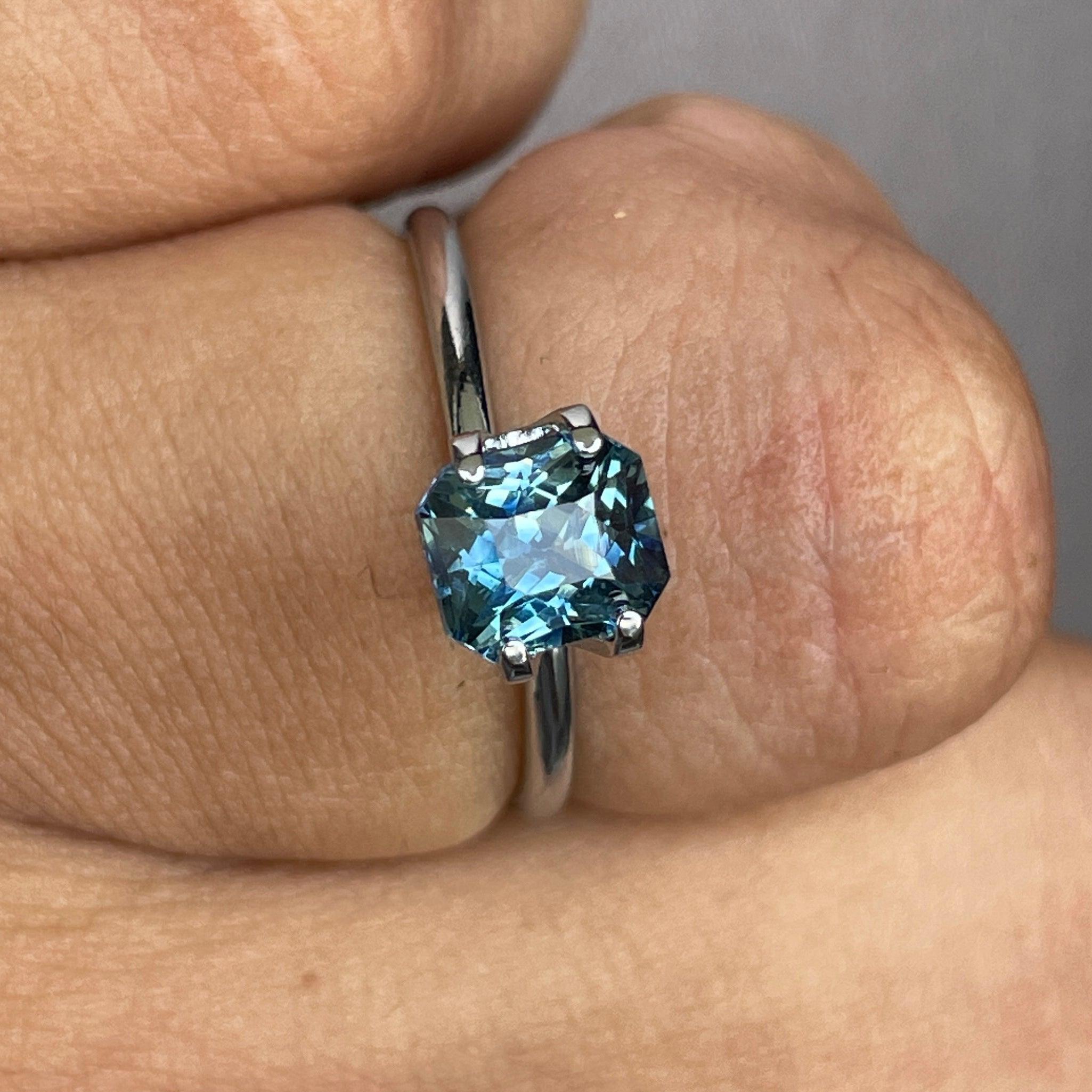 teal blue green gemstone sapphire