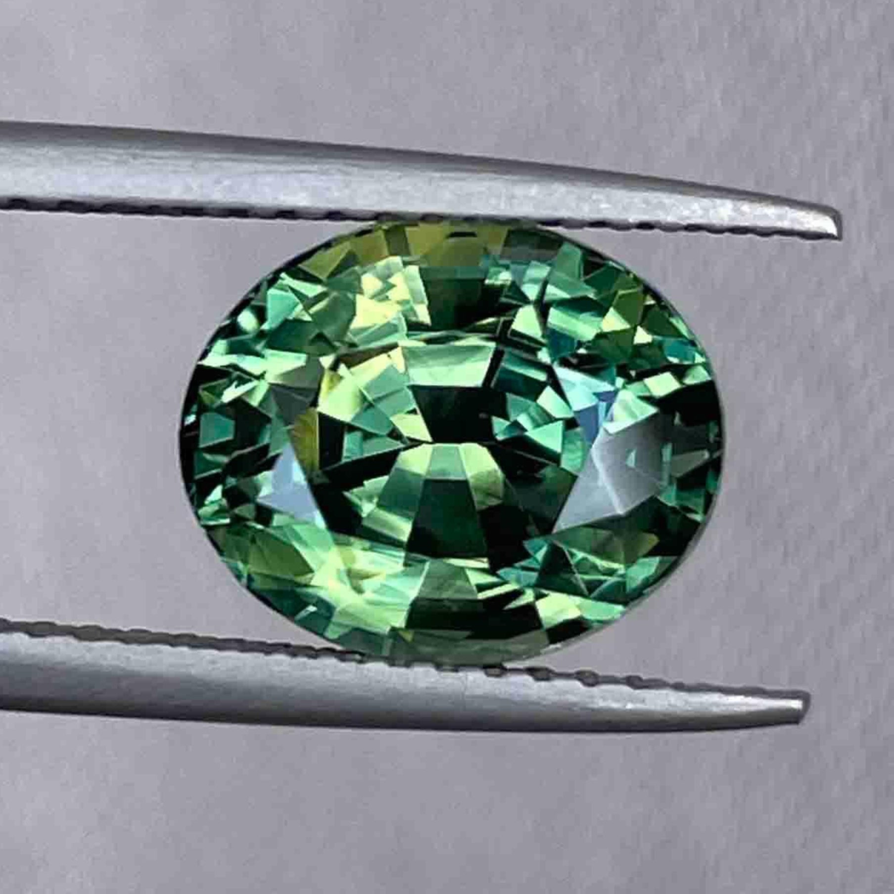 Teal blue green parti sapphire oval cut gemstone, 4.27 carats, loose stone for engagement or wedding rings by NASHGEMS.