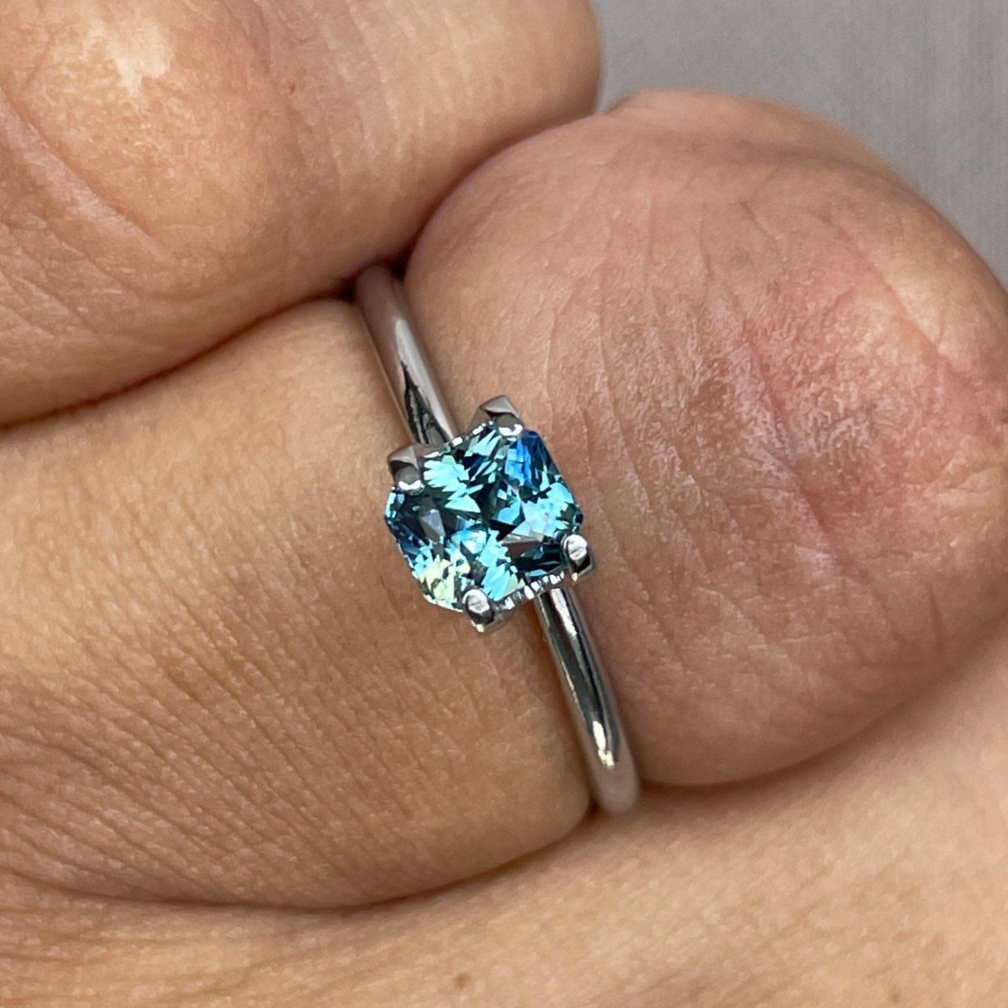 teal green parti colored loose sapphire