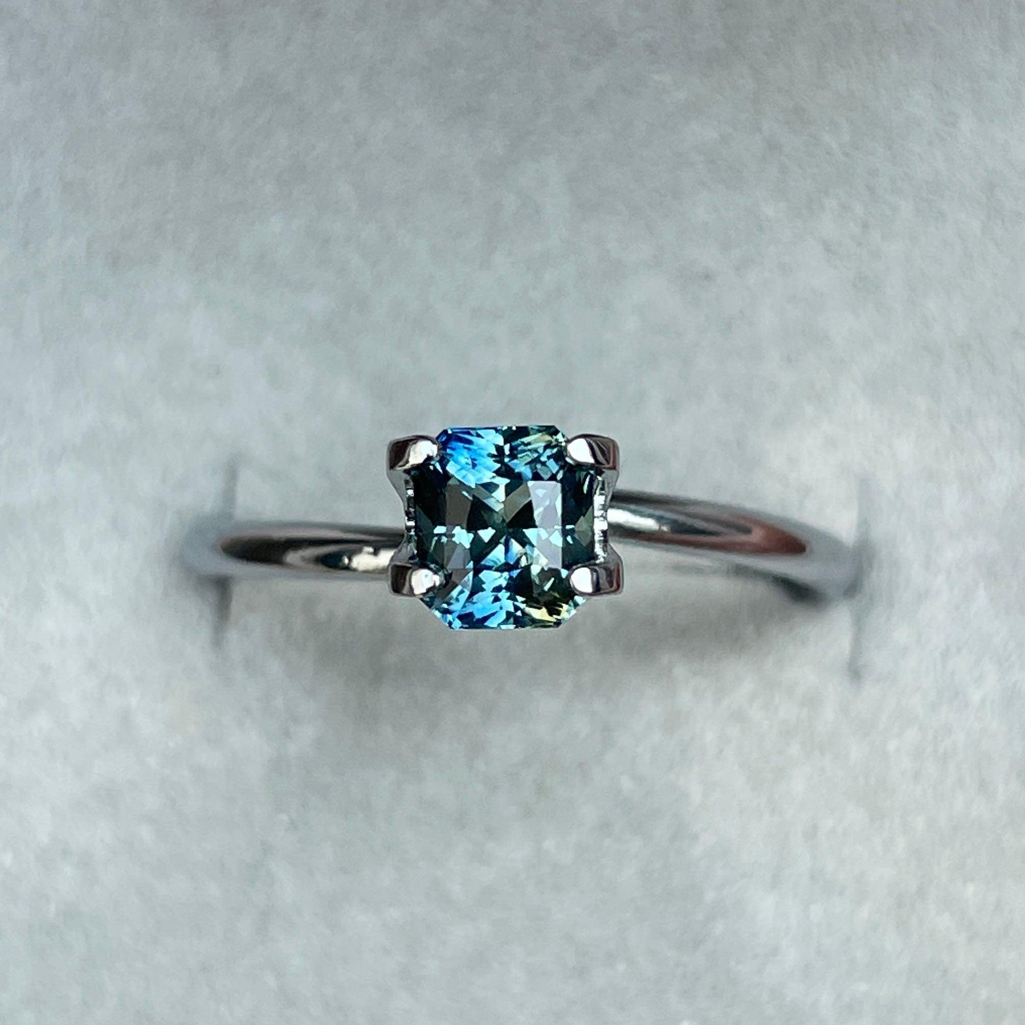 teal green parti colored loose sapphire