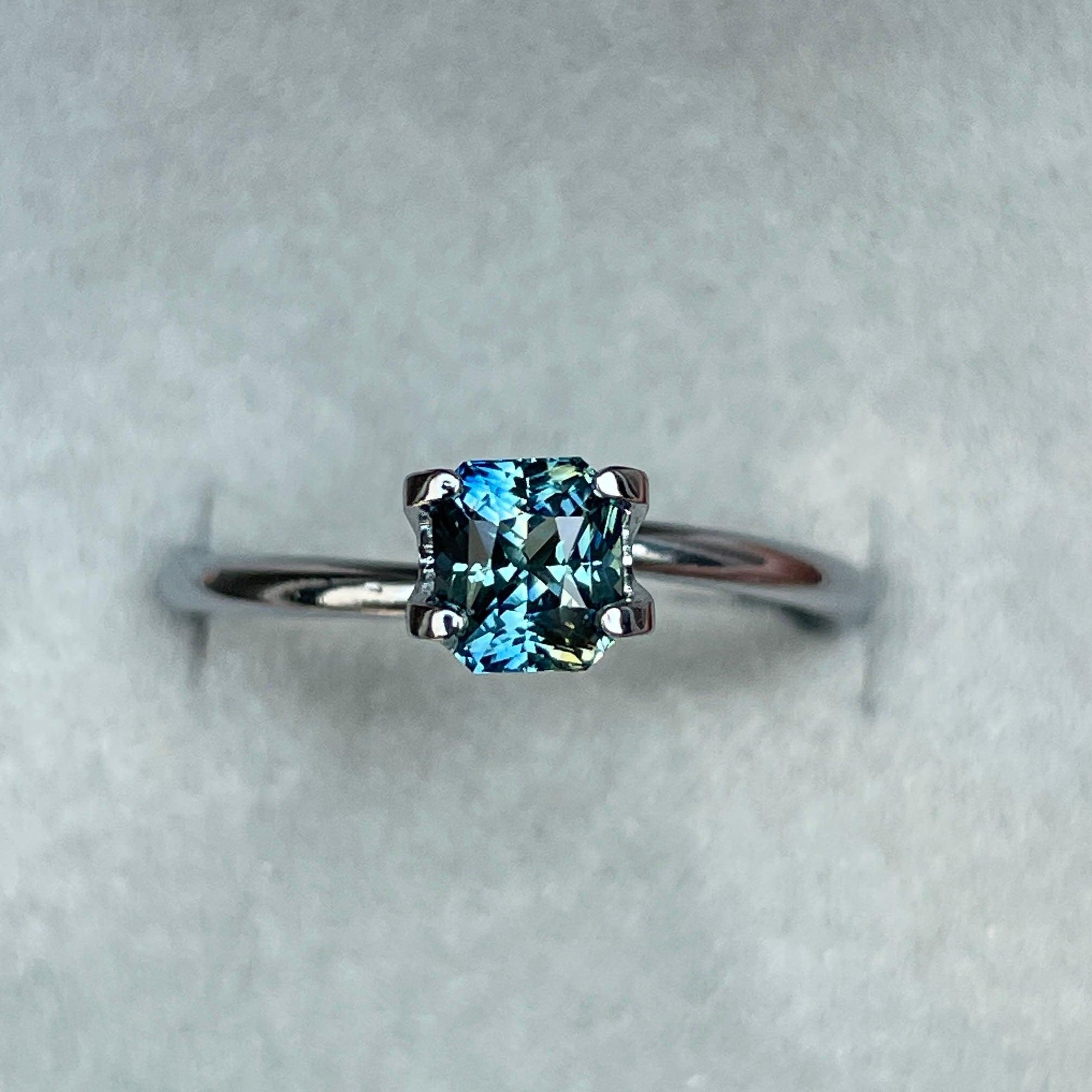 teal green parti colored loose sapphire